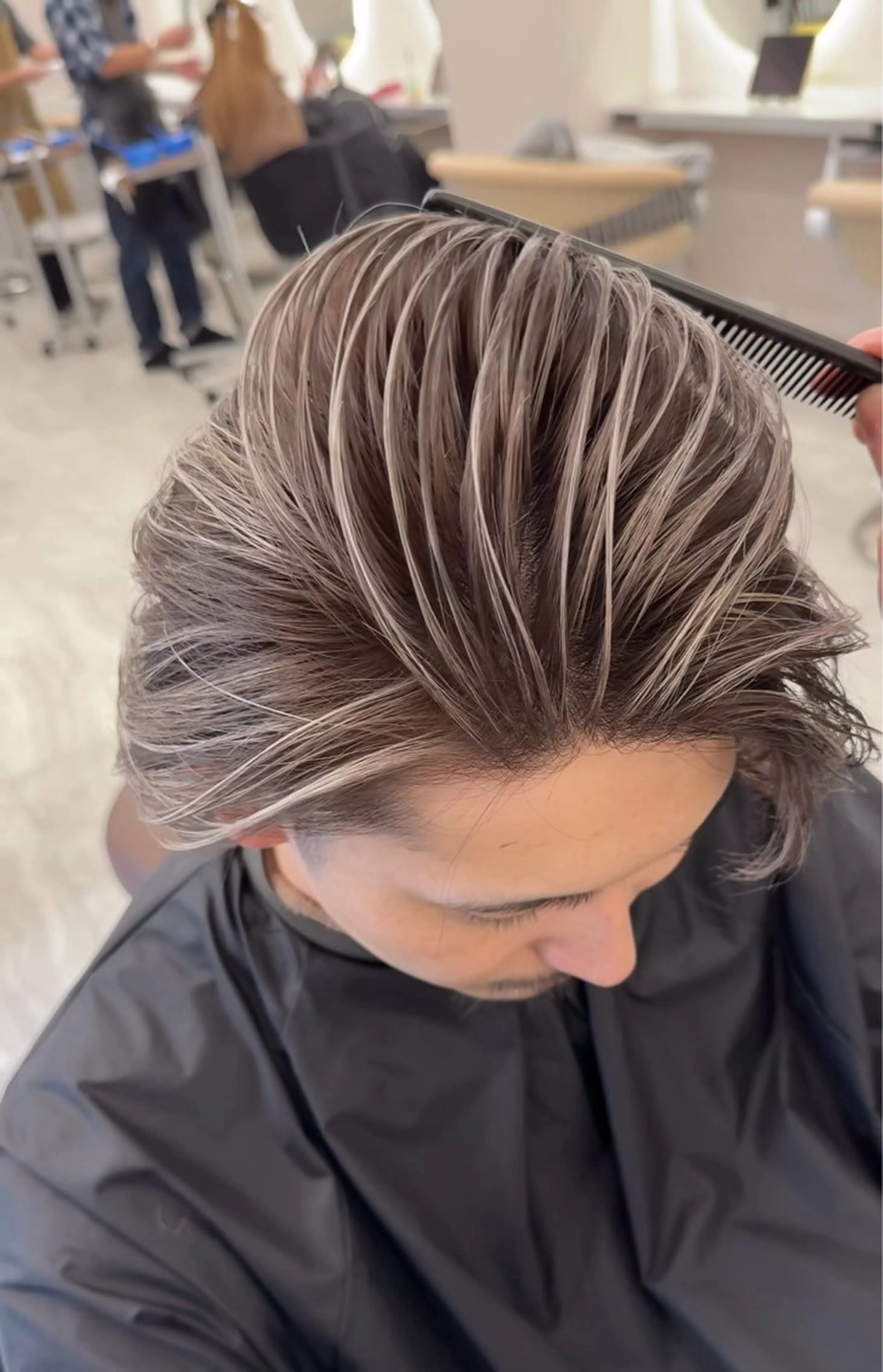 ショート ヘアカラー 🇺🇸ルミナ🔥 海外ハイライトのヘアスタイル