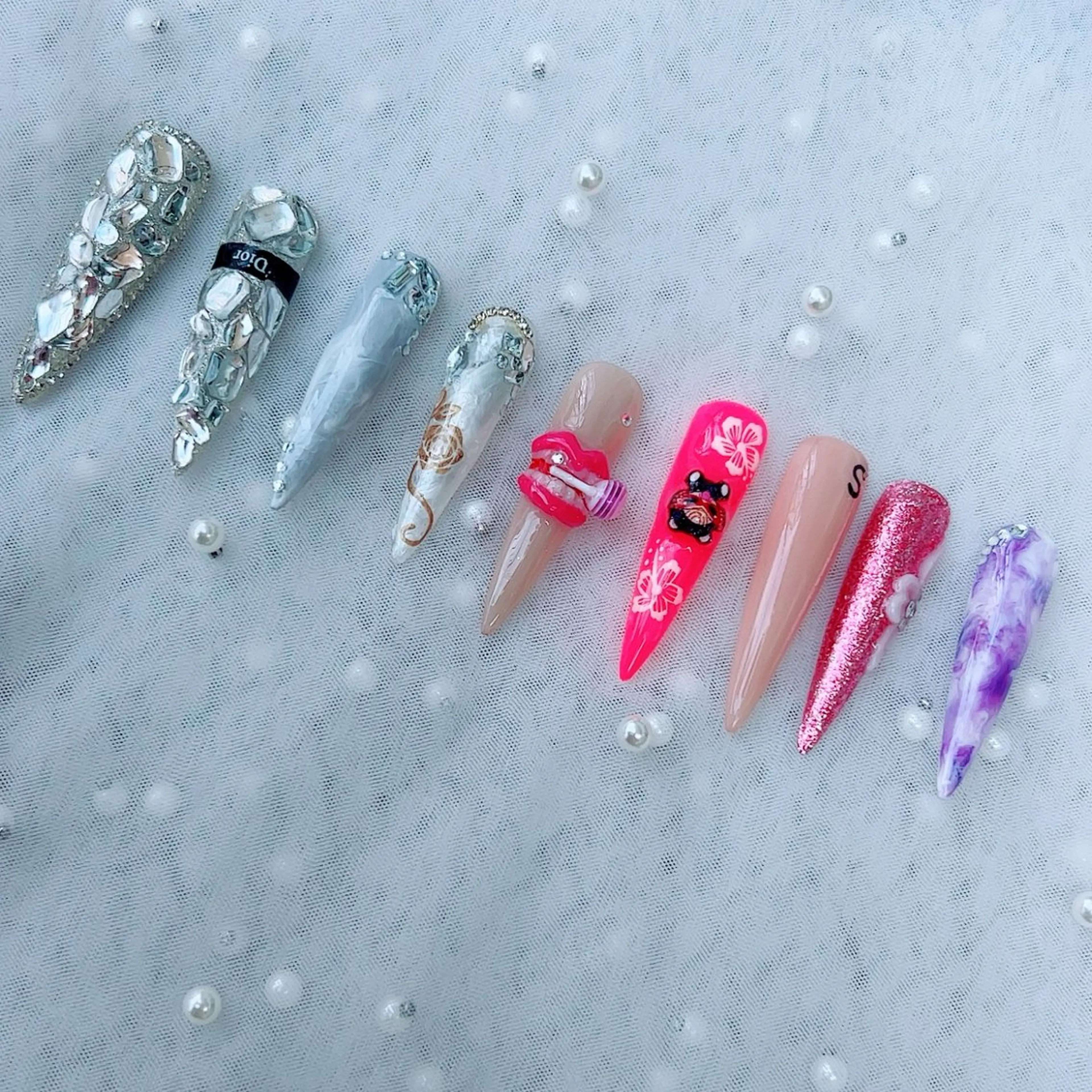 ネイル アートネイル キラキラネイル ニュアンスネイル ワンカラーネイル artnailgallery所属・gallery Yumiのネイルデザイン