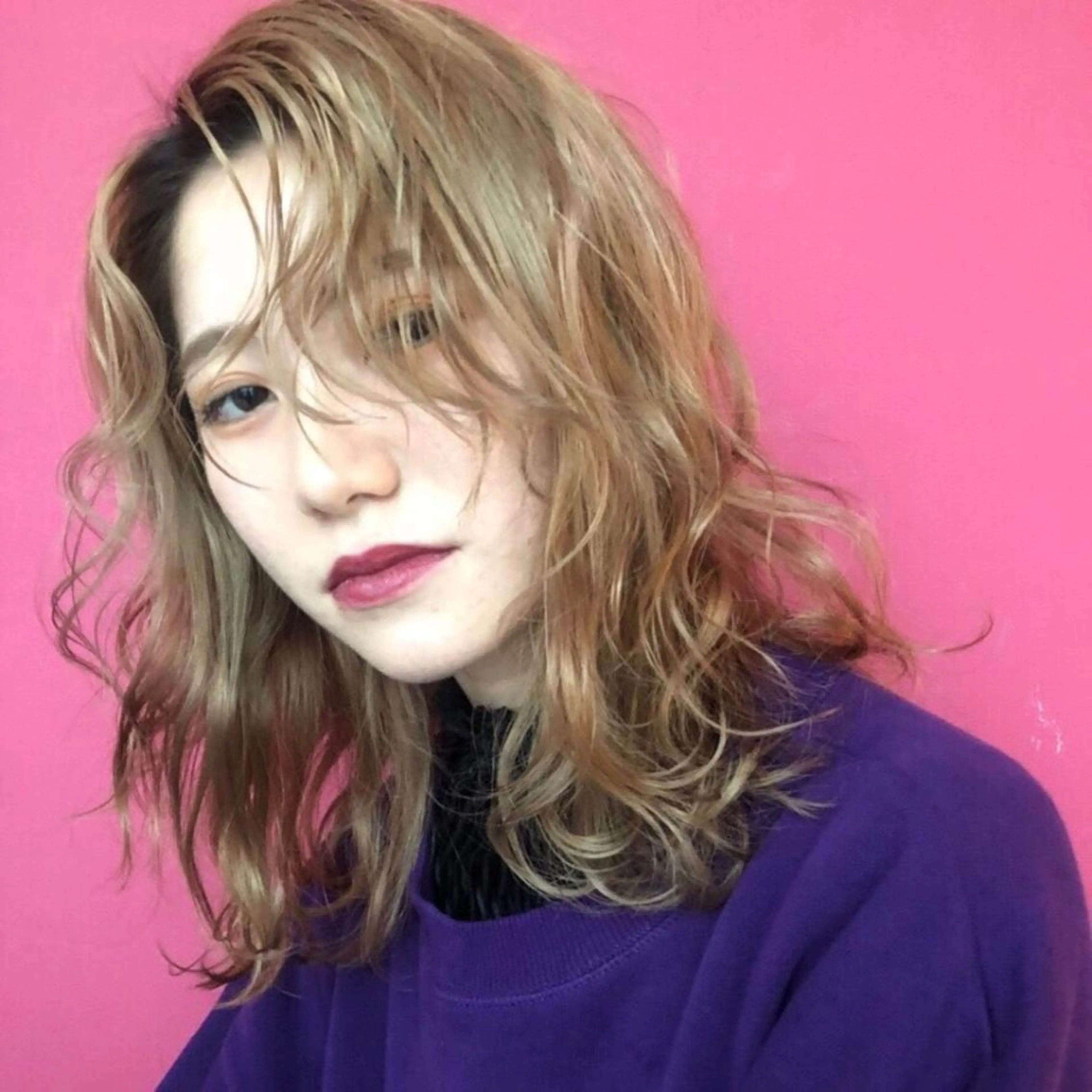 ミディアム ブリーチカラー特化 碇　英朗のヘアスタイル