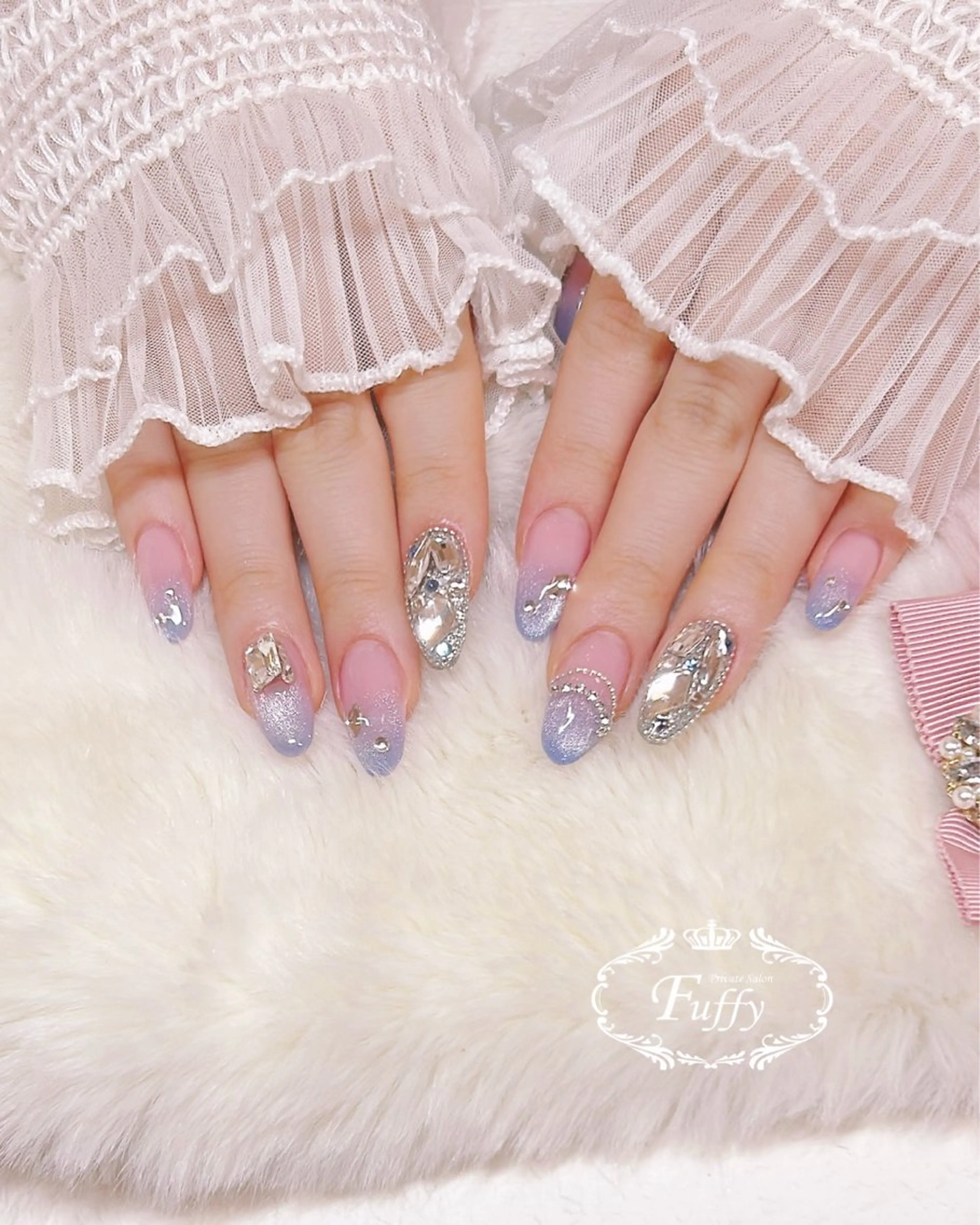 ご新規様ハンド＊アクリルスカルプ　長さ出し10本＋アート7​〜​8本　他店オフ込みの写真