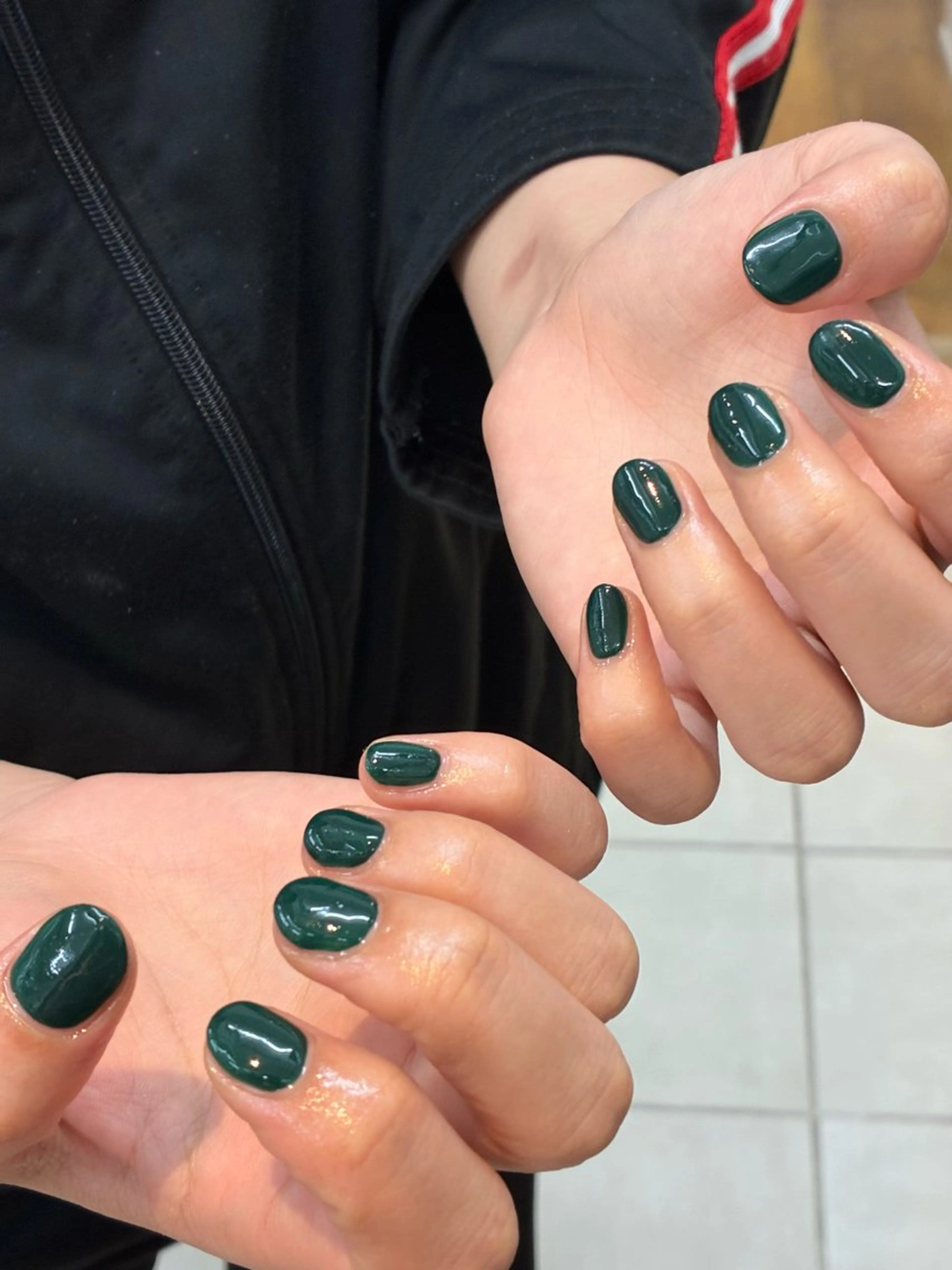 ネイル グリーン マットネイル DEE nail moekaのネイルデザイン
