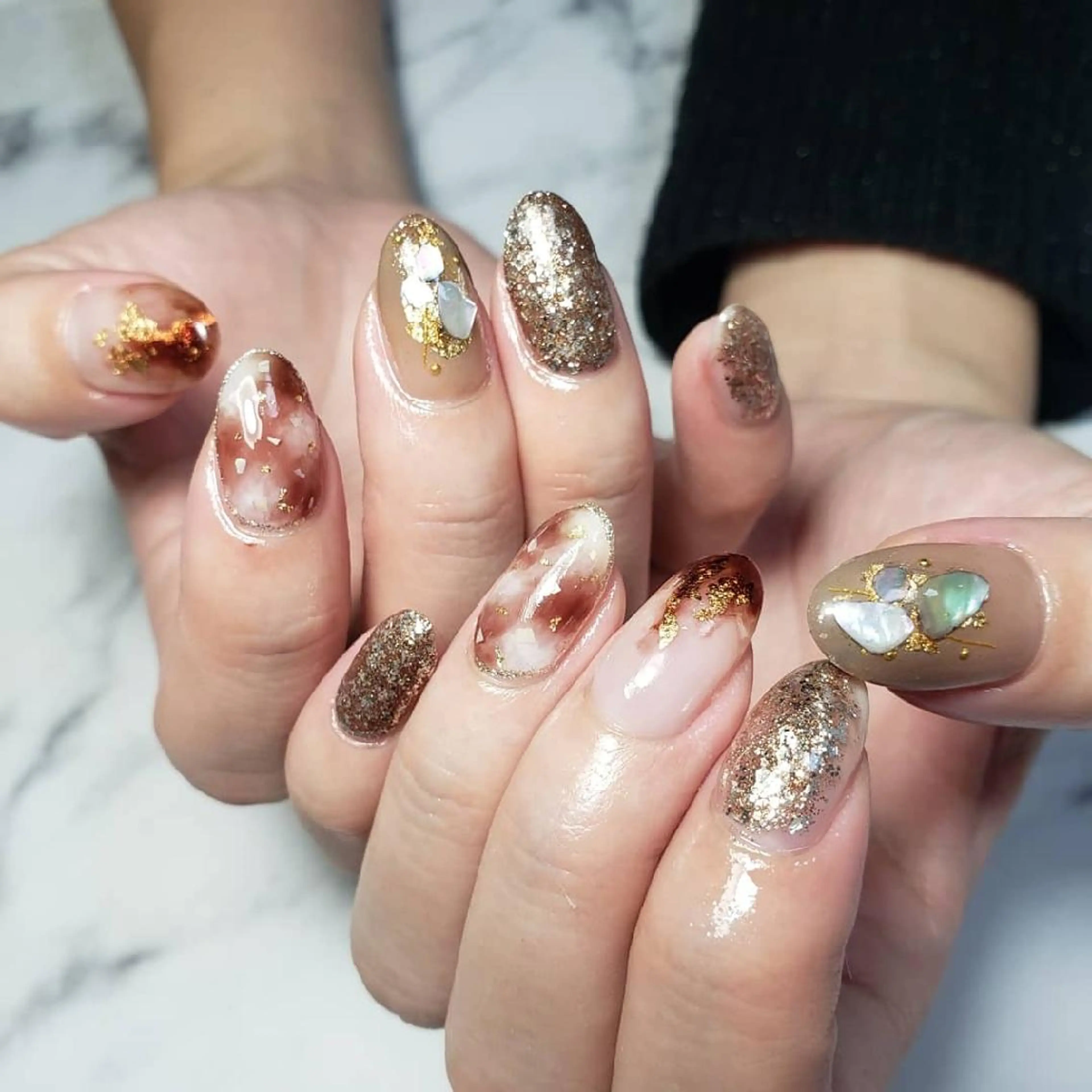 ネイル ハンドネイル ビジュード ネイルのネイルデザイン