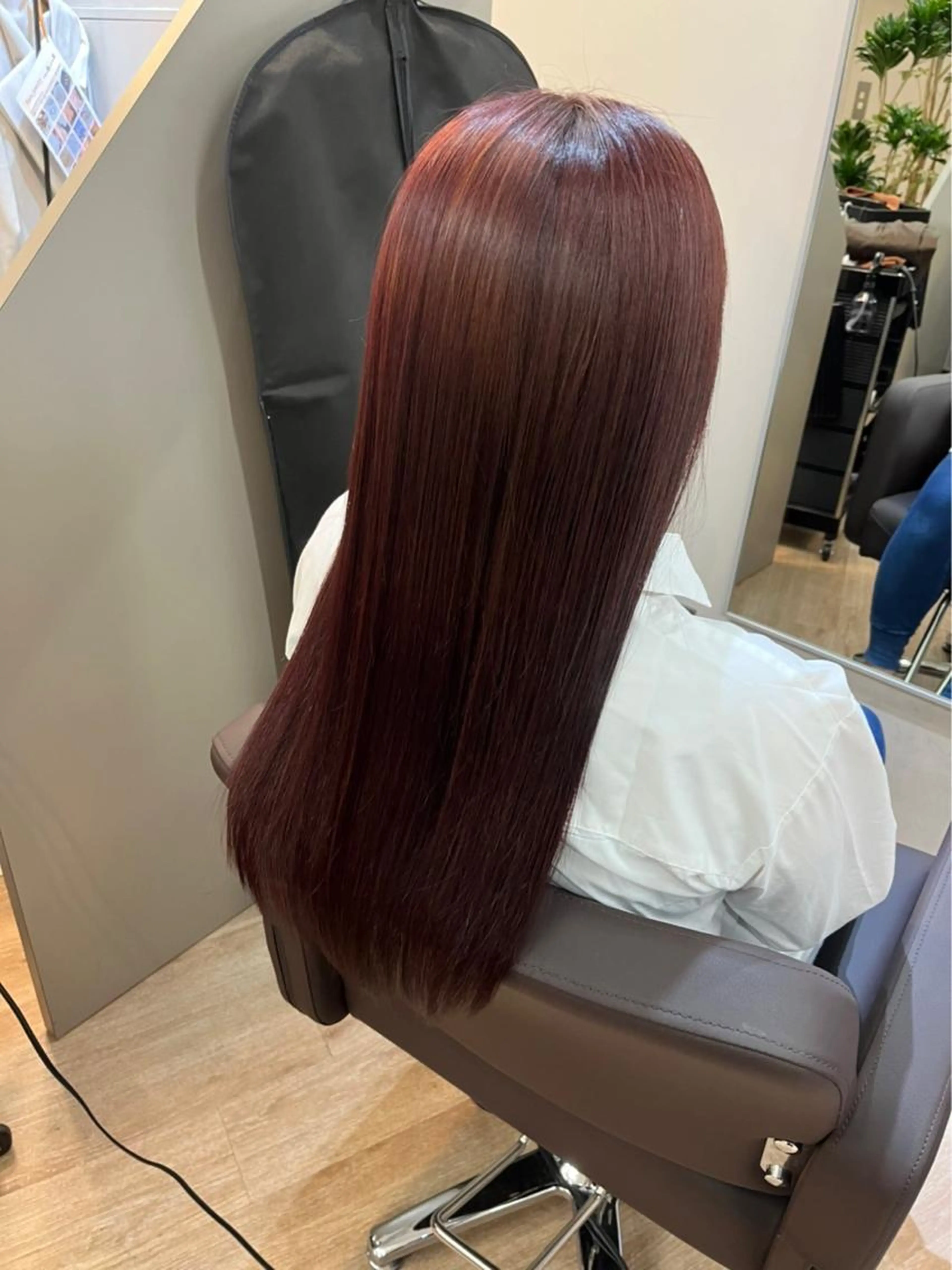 【12月限定】カット+ワンカラー🖤/選べるシャンプートリートメント付きの写真