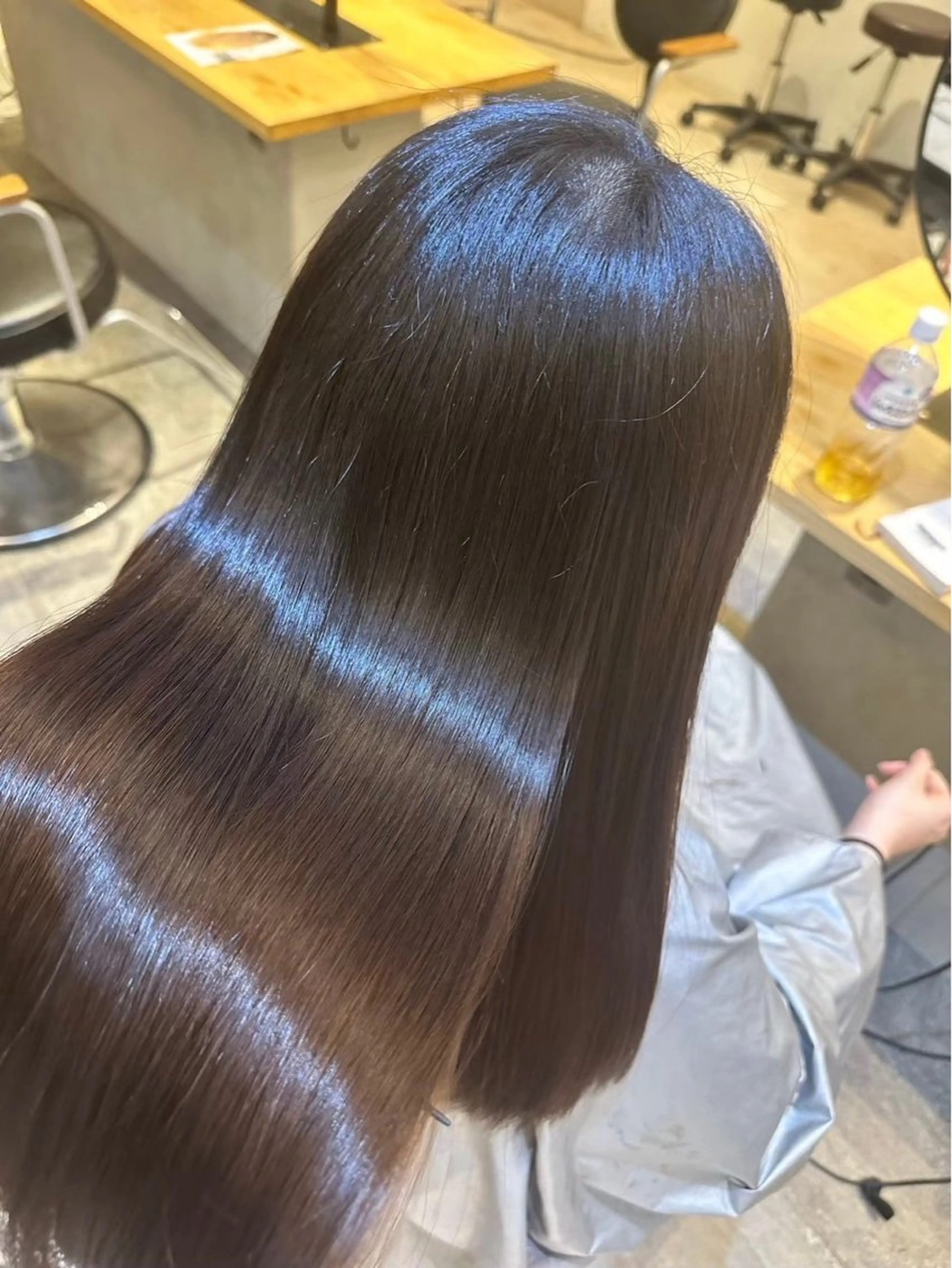 【最強サラ艶ストレート✨】✂️カット+艶髪縮毛矯正+2stepトリートメント☔️(ショート不可)の写真