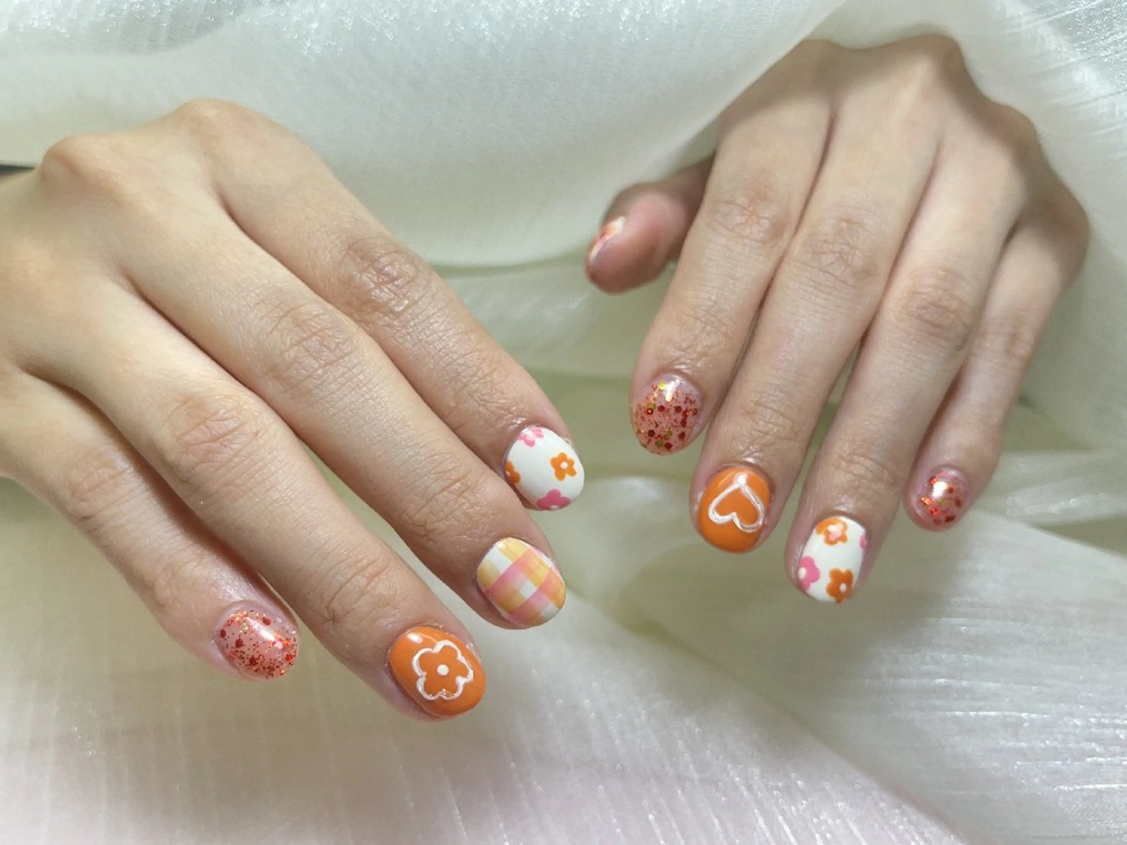 ネイル ハンドネイル PIPPY  NAILS新宿のネイルデザイン