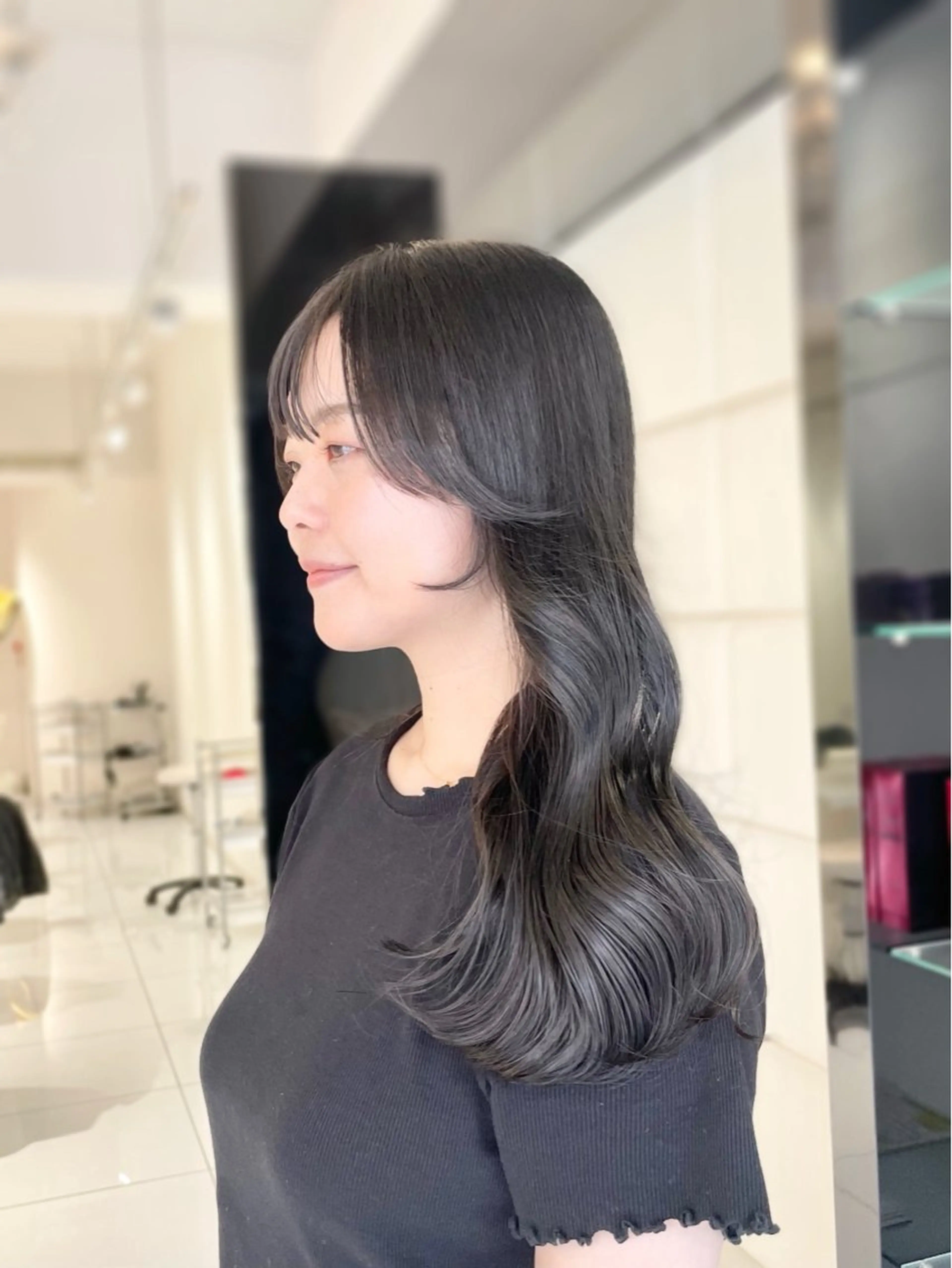 ロング カラー ブリーチ グレージュ ブリーチなしカラー カット ヘアカラー トリートメント motel所属・雰囲気引き出す ✨大人レディのヘアスタイル