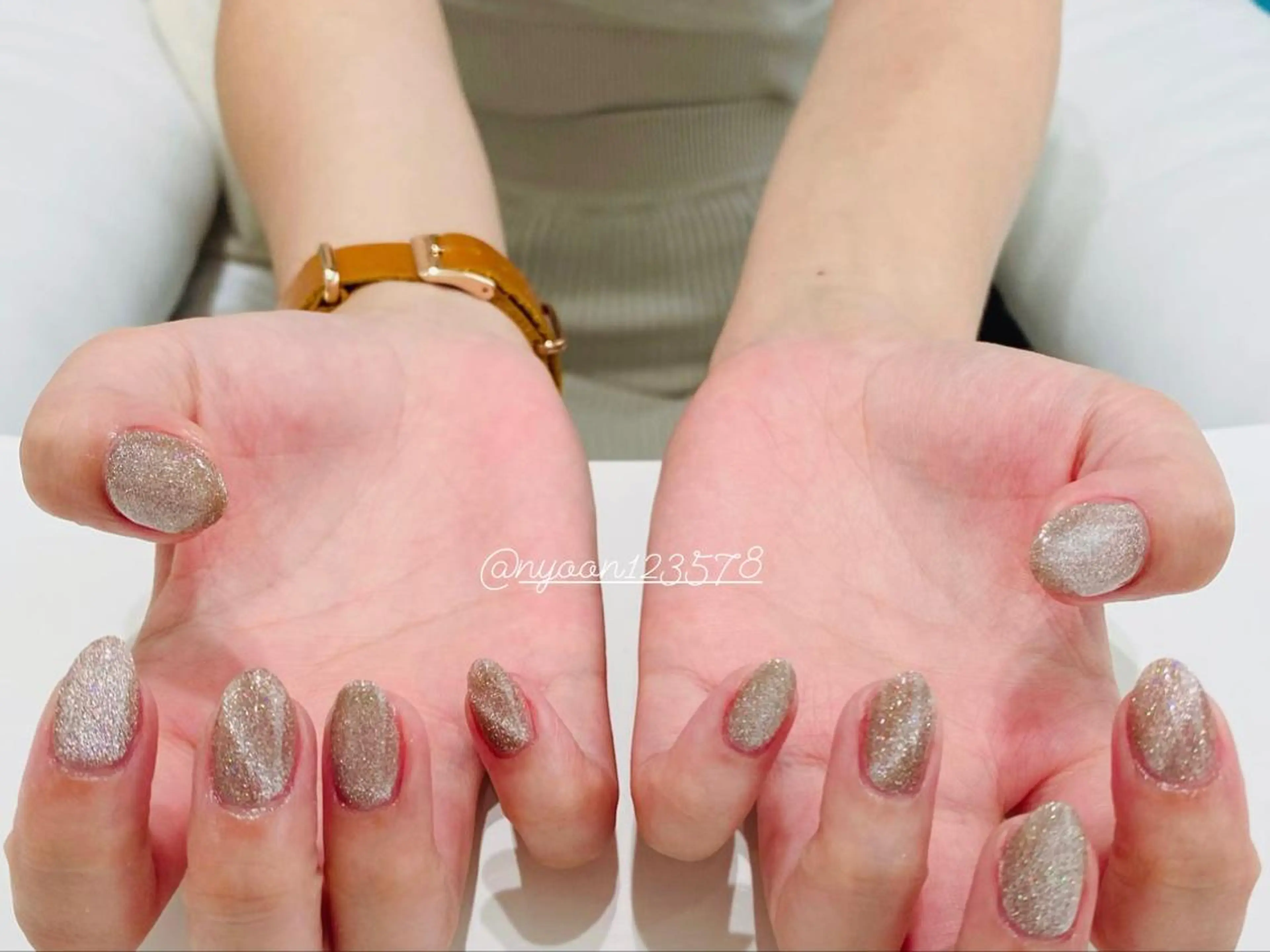 ショート キッズ ネイル マツエク・マツパ アイブロウ 眉カラー パリジェンヌラッシュリフト 一重×まつ毛パーマ ワンホンマツエク エクステ 13日3980円‼️ マグもデザインも◎のネイルデザイン