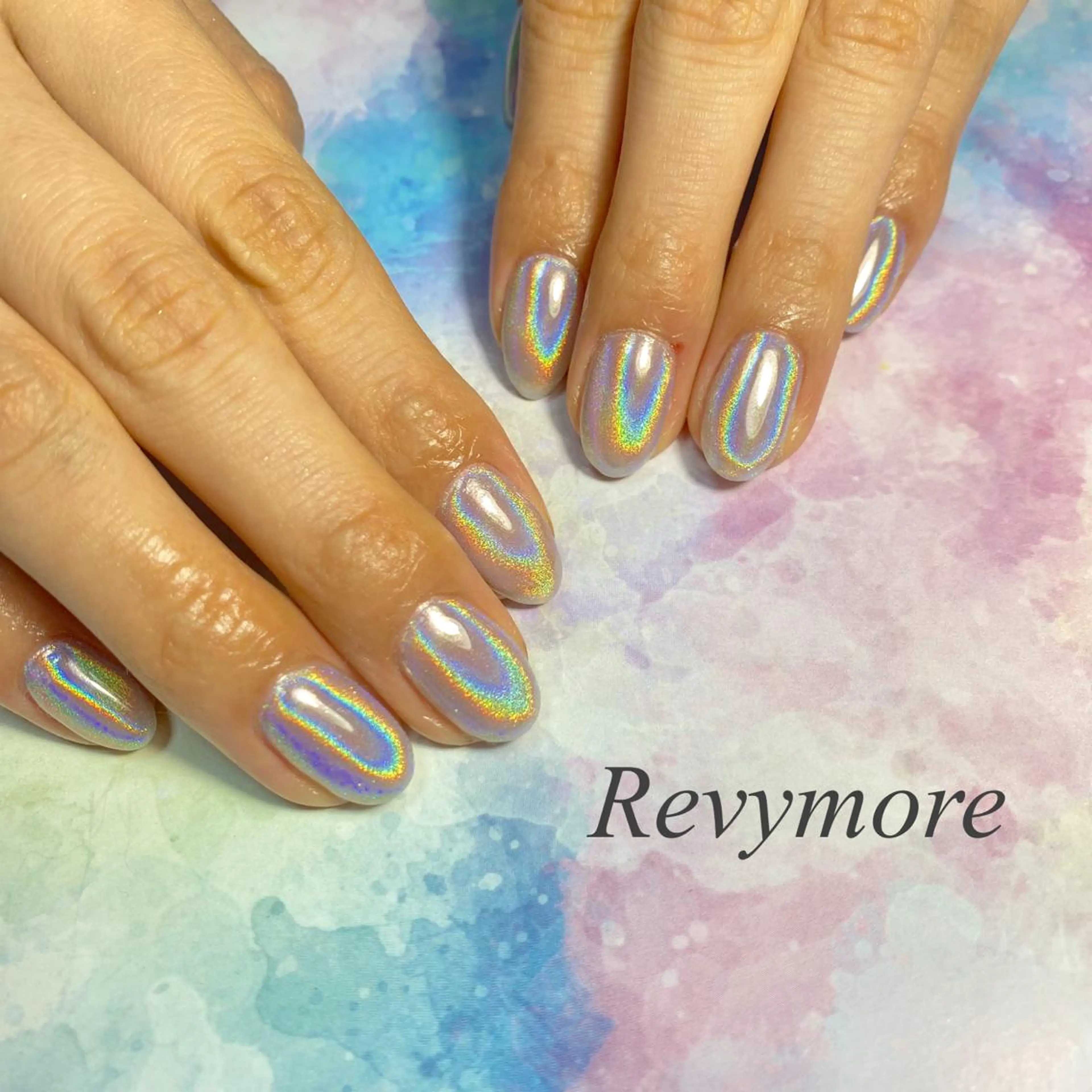 ミディアム ネイル 韓国風ヘア オーロラネイル ジェルネイル キラキラネイル 韓国ネイル nail salon Revymore所属・nail salon Revymoreのネイルデザイン