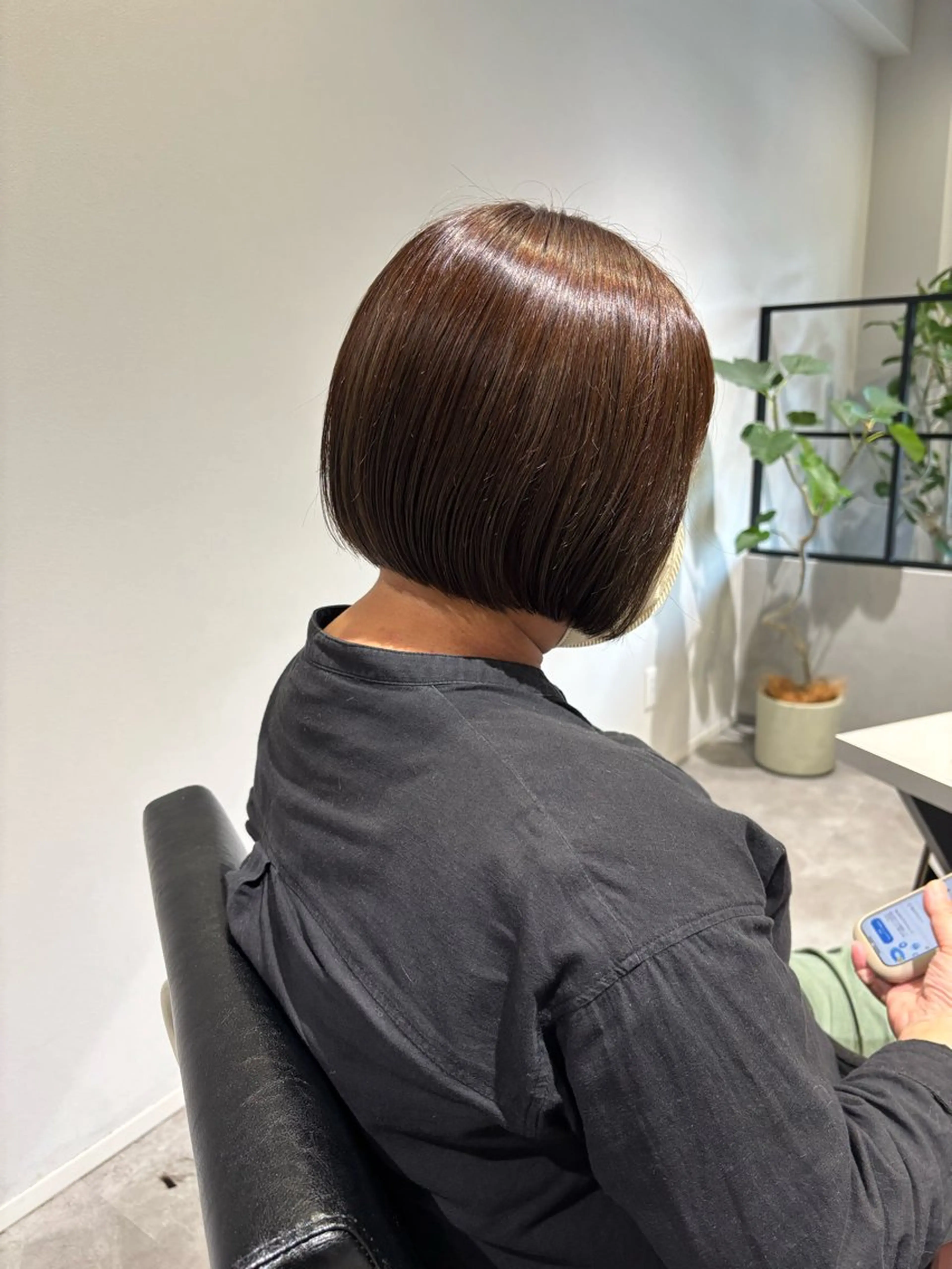 ミディアム ボブ カット 長尾ゆりの/ボブ/ ベージュ/ハイトーンのヘアスタイル