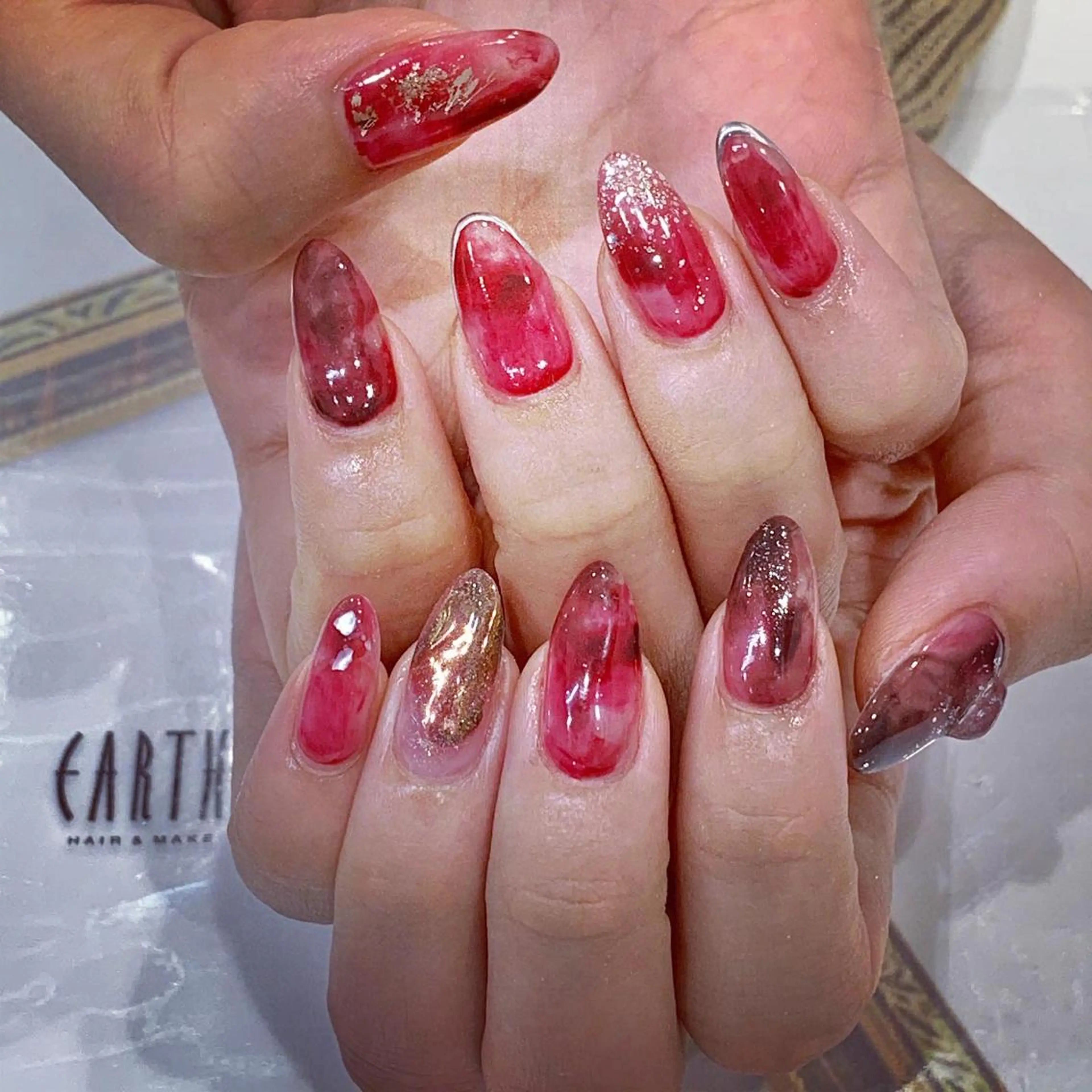 ネイル ボルドー ニュアンスネイル 赤色 ハンドネイル 佐藤 まりえのネイルデザイン