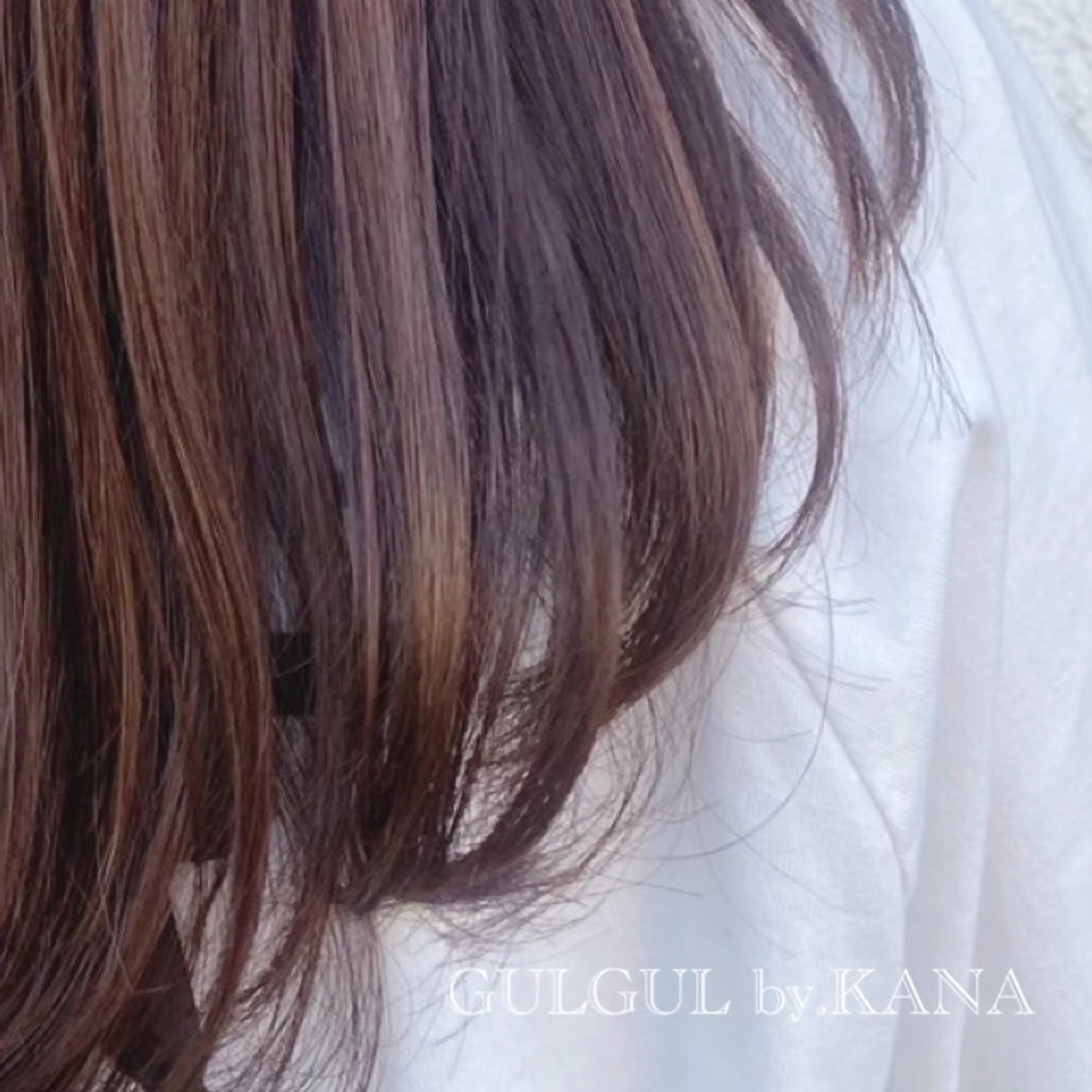 〈デザイン〉【カラー】+【イヤリング】の写真