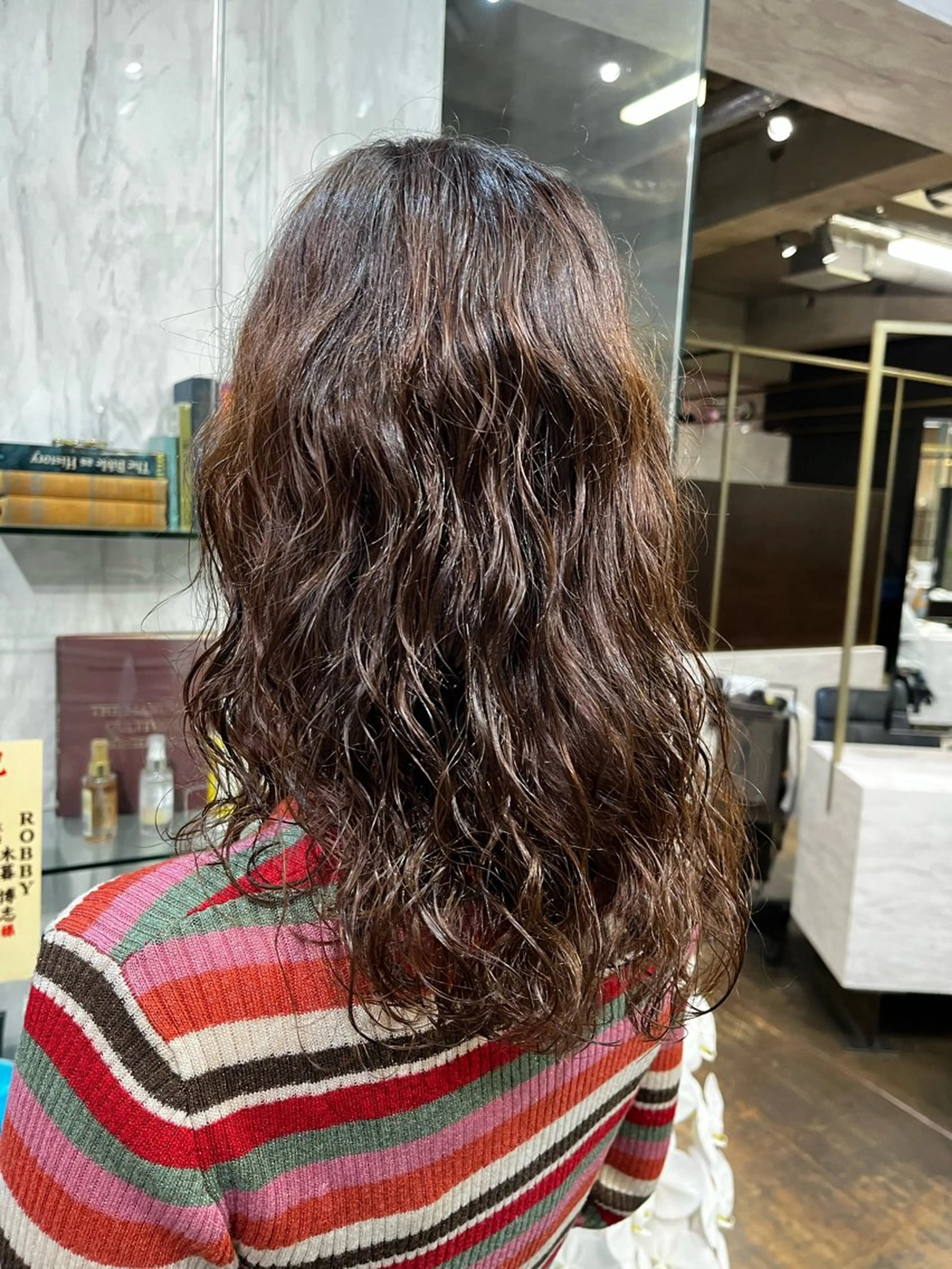 ミディアム パーマ ミディアムパーマ ニュアンスパーマ フクシマ ココのヘアスタイル