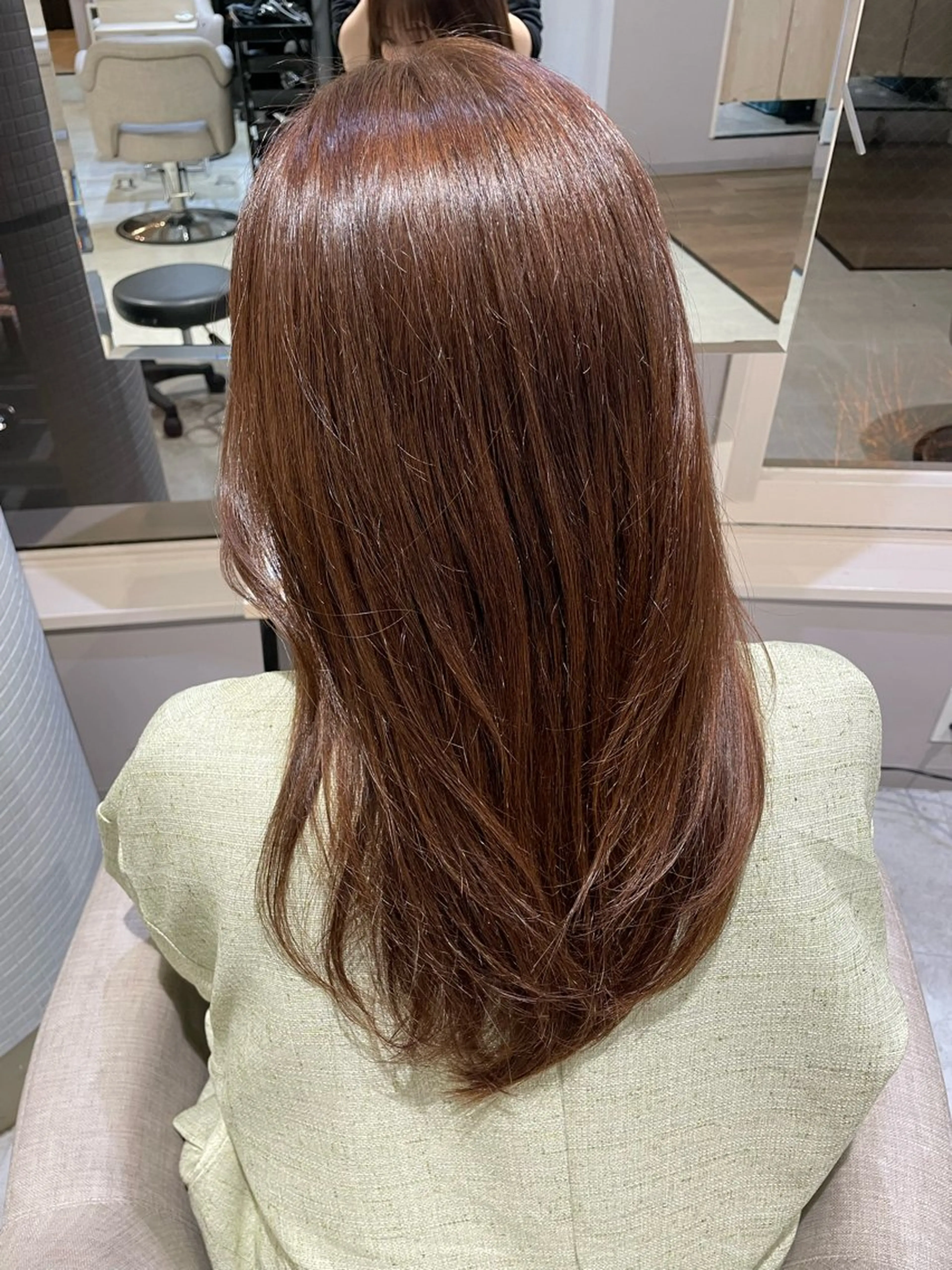 セミロング カラー カット ヘアカラー トリートメント ayano / 透明感・くすみカラーのヘアスタイル