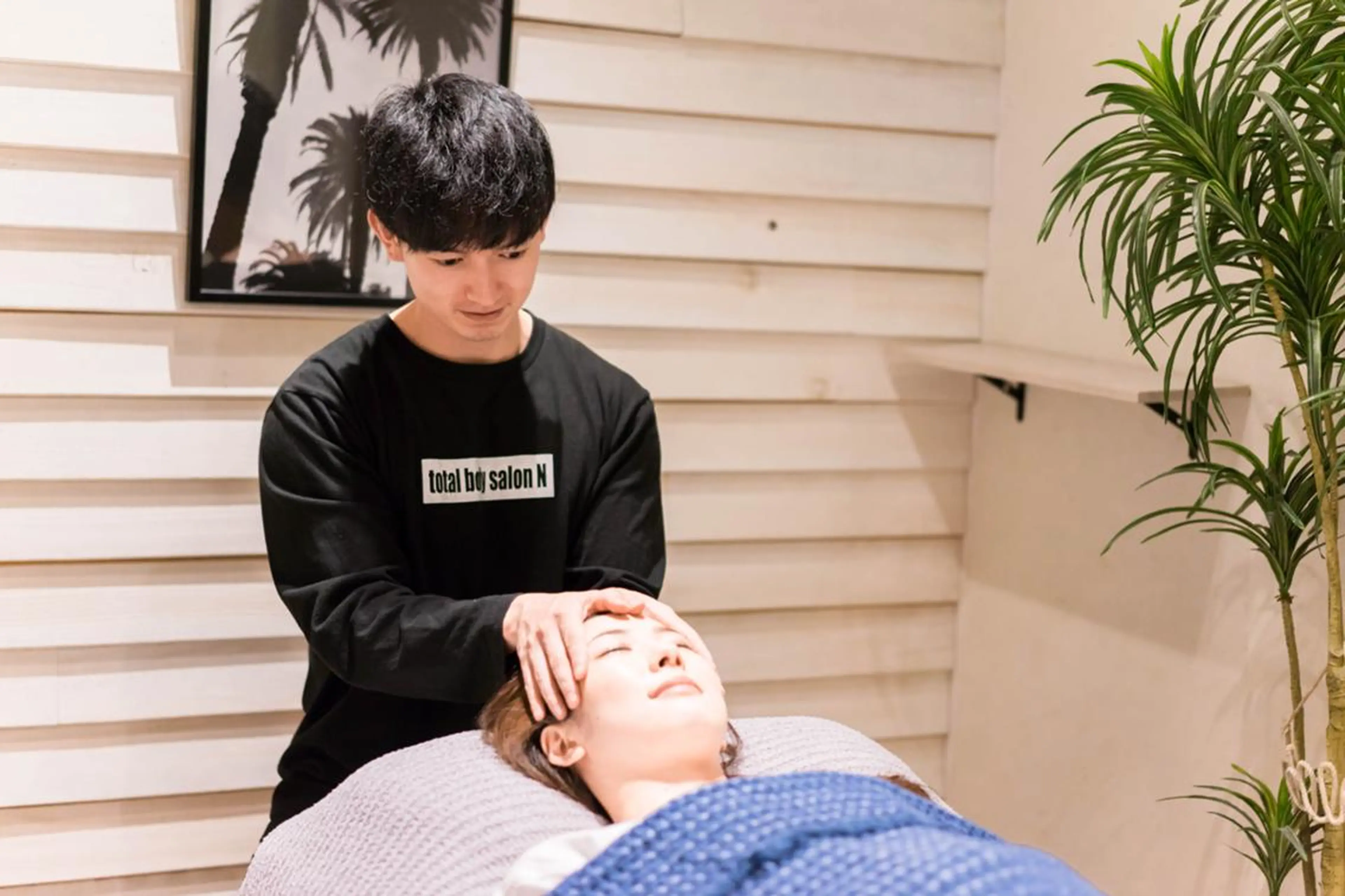 小顔矯正/姿勢矯正 美容整体師　野口杏太のエステ・リラクイメージ