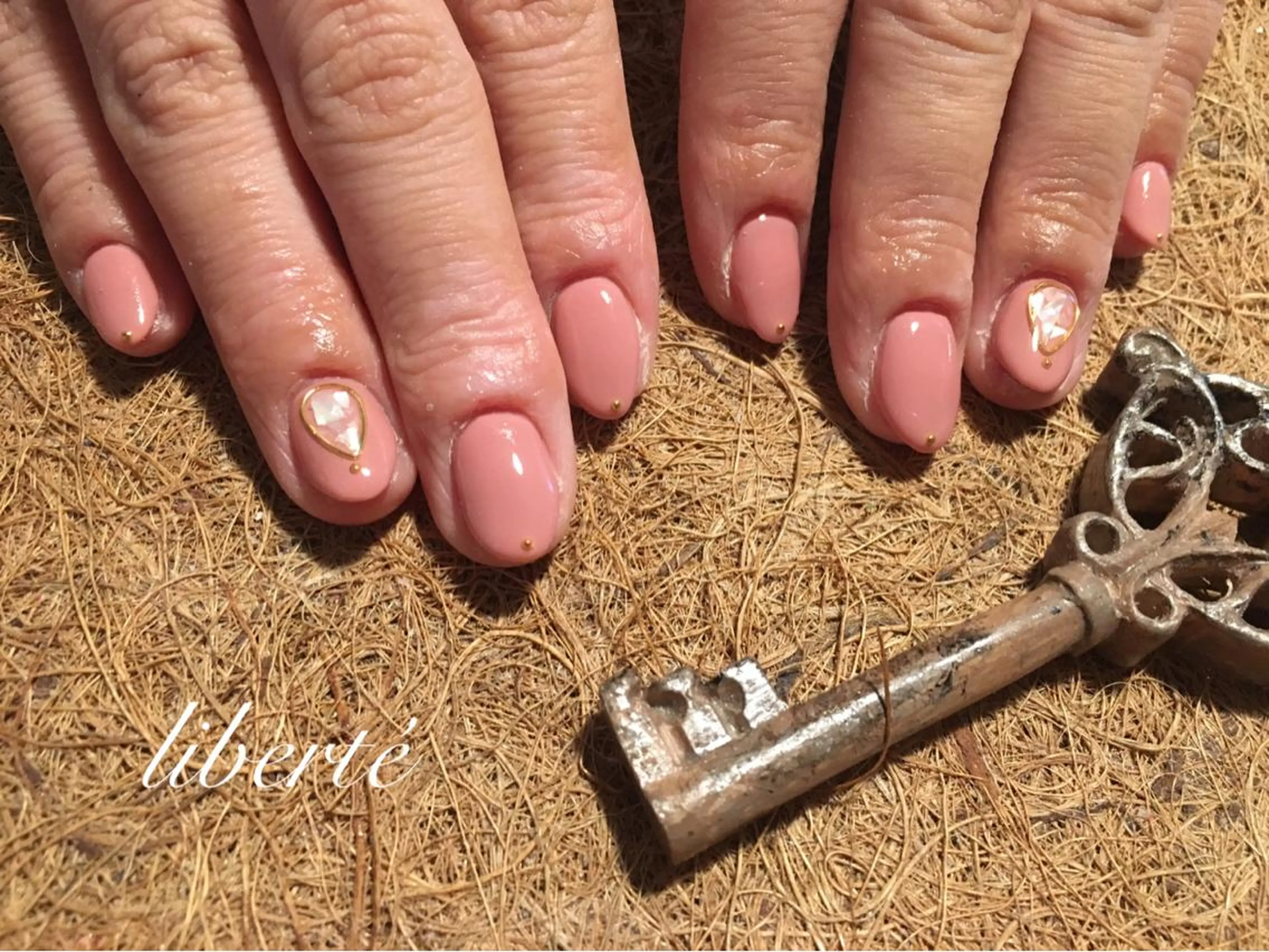 ネイル liberté (リベルテ)のネイルデザイン