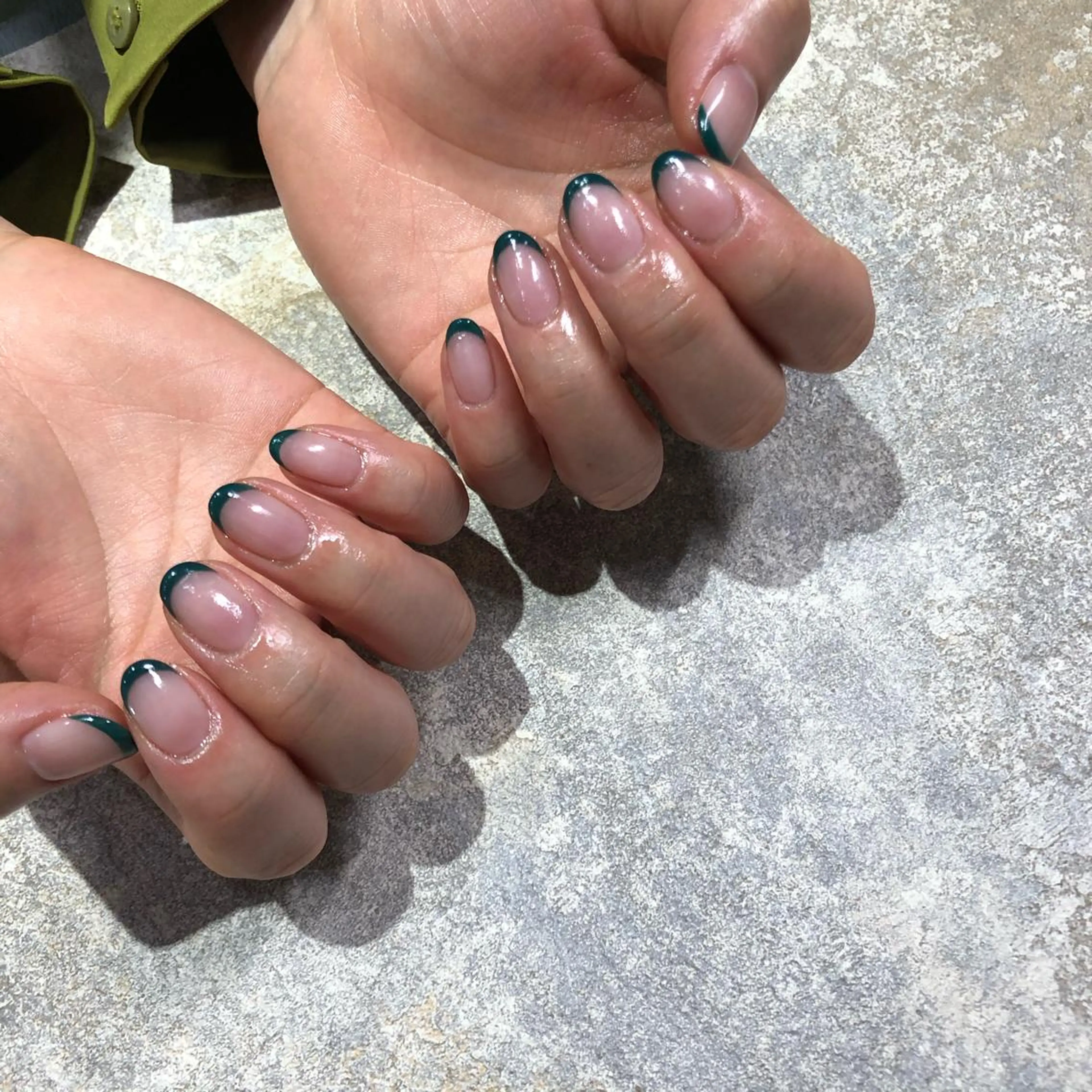 ネイル ハンドネイル フットネイル ハンドケア Nes.Nail所属・Miyagi Asamiのネイルデザイン