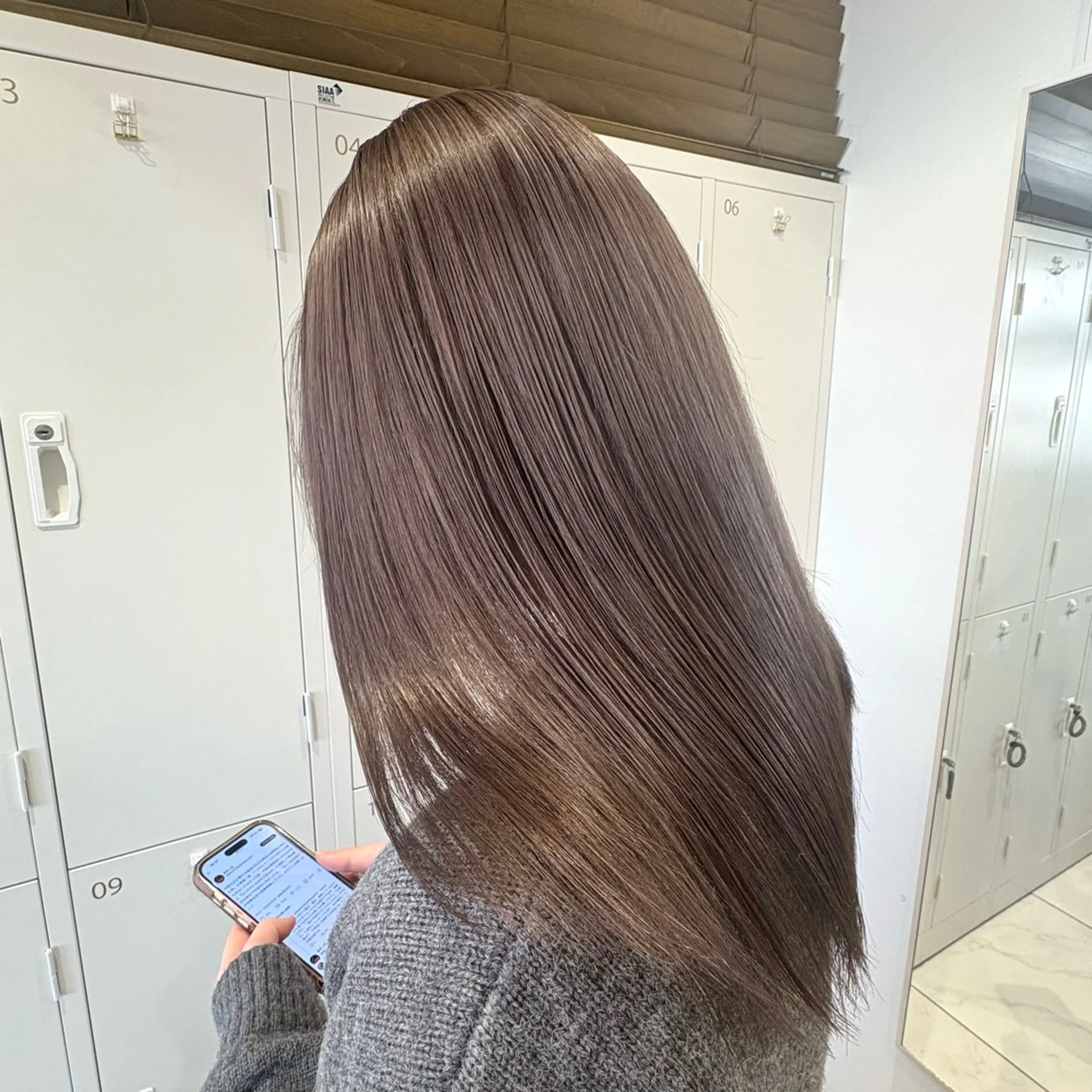 カラー ヘアカラー 加藤芽実カラーリスト ／ミルクティーカラーのヘアスタイル