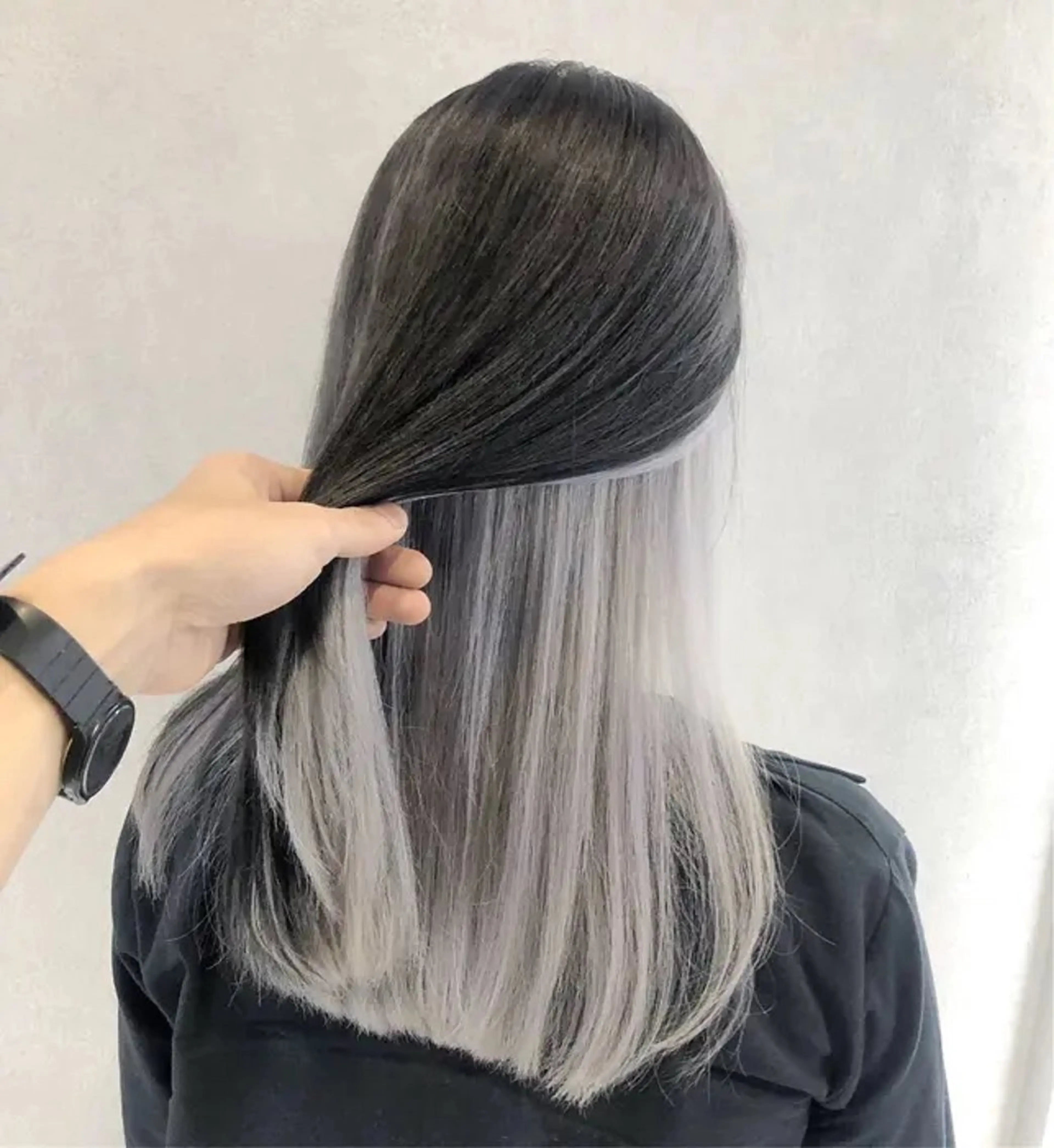 セミロング カラー エクステ×ブリーチ 😈一ノ瀬千暁😈のヘアスタイル