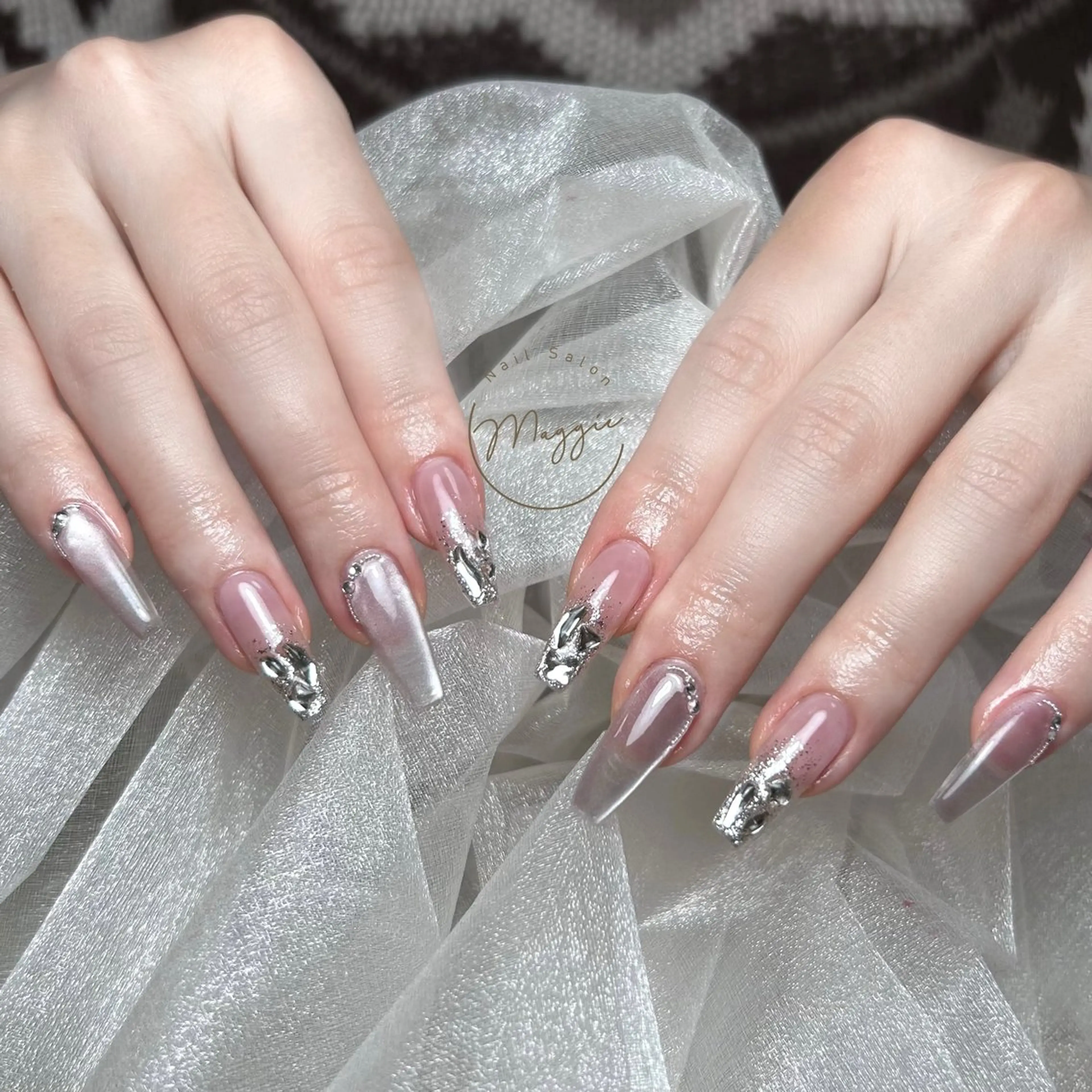 ネイル Maggie Nail🦩のネイルデザイン