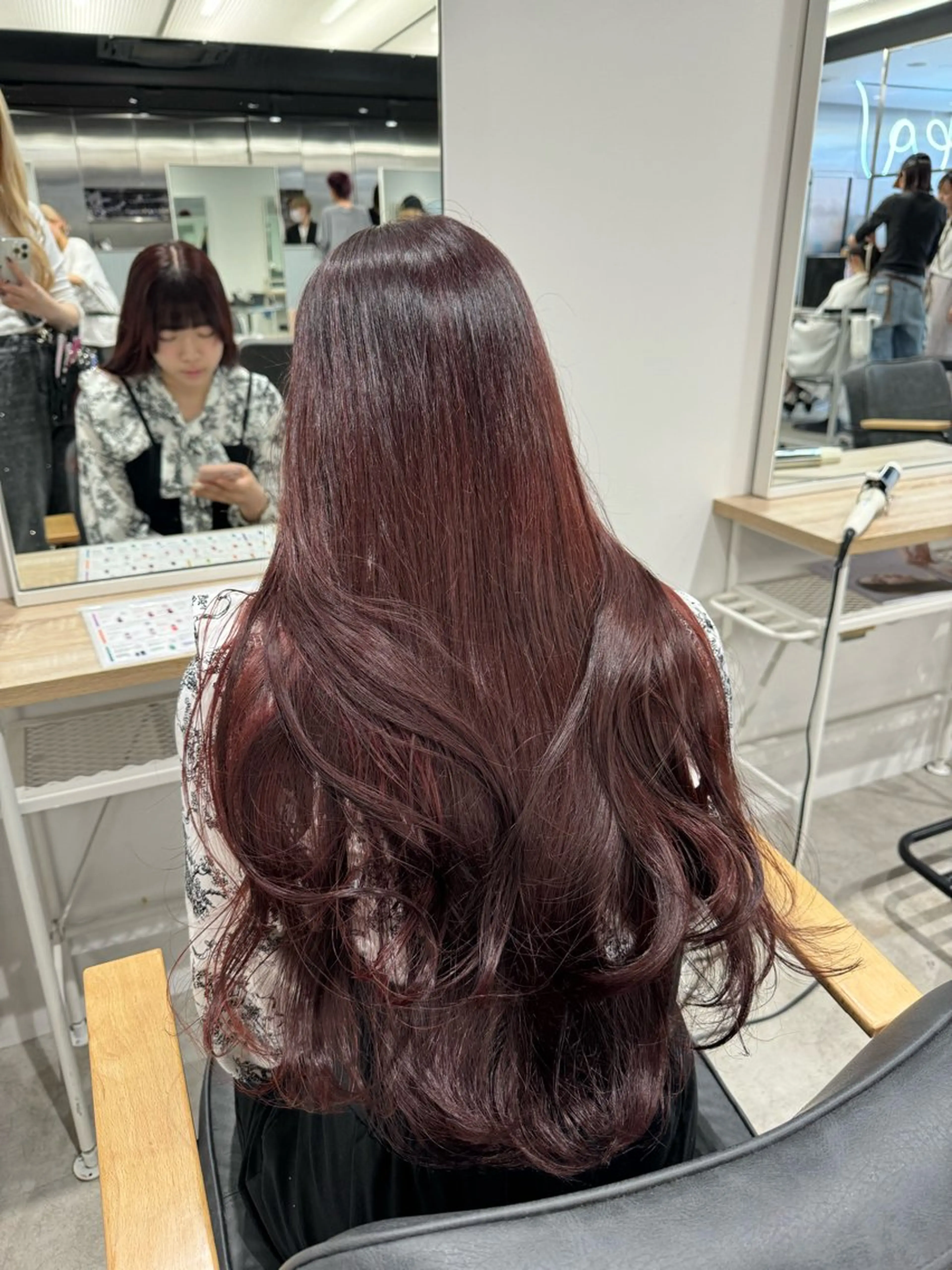 セミロング 顔まわりレイヤー 顔周りカット 髪質改善 レイヤーカット トリートメント ARISA︎ ハイトーン/メンズCのヘアスタイル