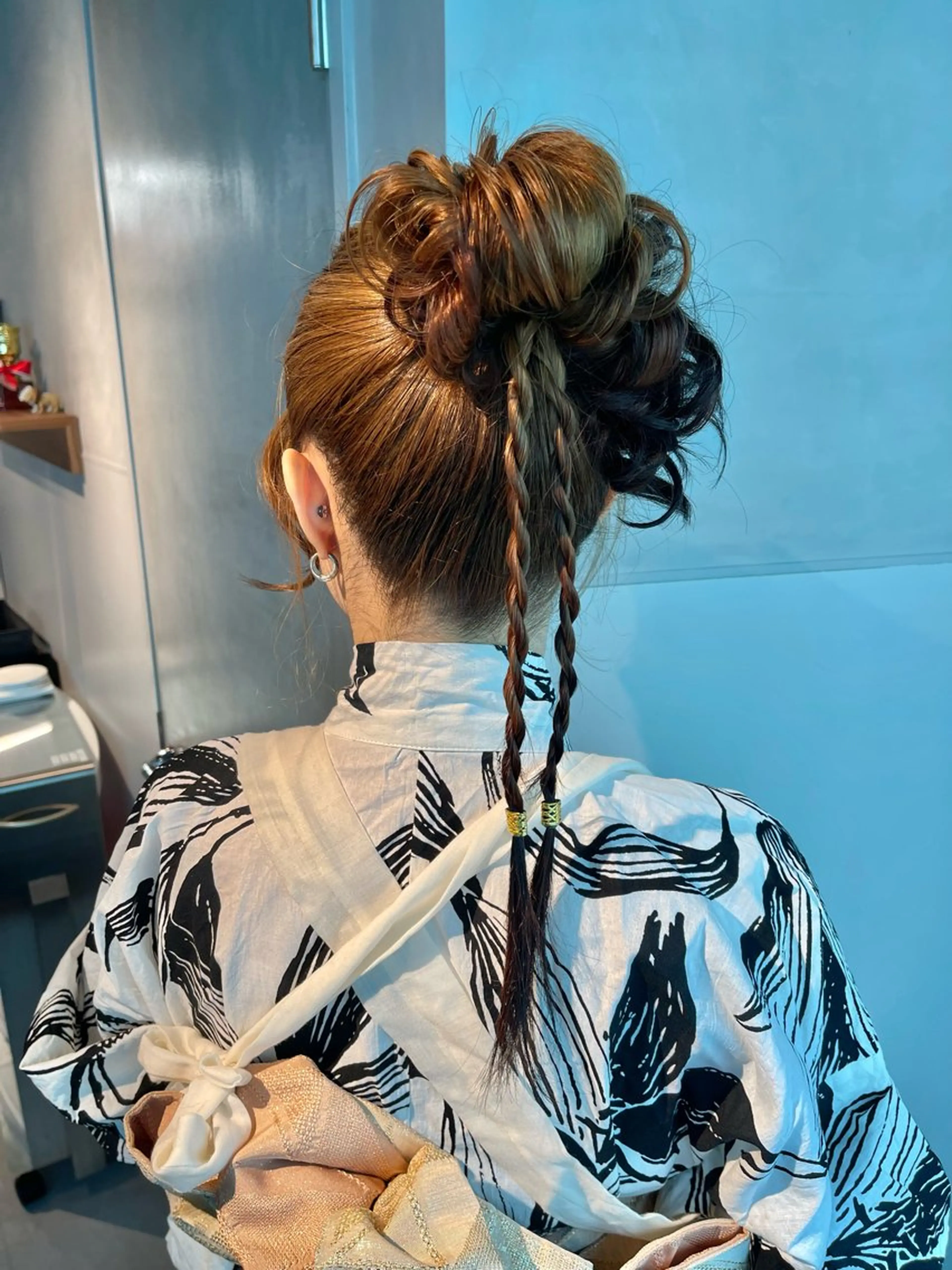 ヘアアレンジ 結婚式・ブライダル 卒業式のヘアスタイル 浴衣 着付け charm《銀座》 ヘアセット/縮毛矯正のヘアスタイル