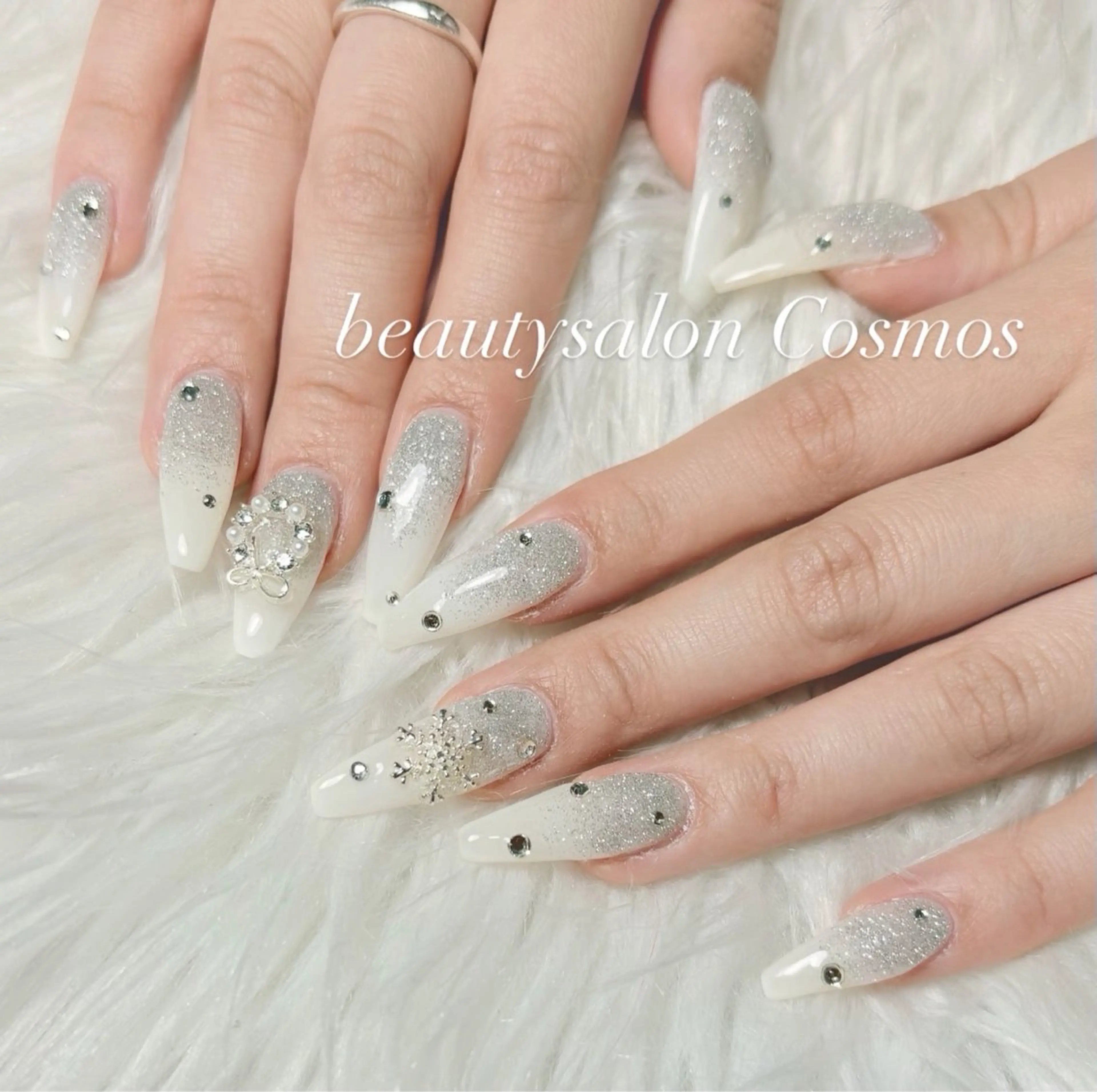 ネイル ハンドネイル COSMOS なののネイルデザイン