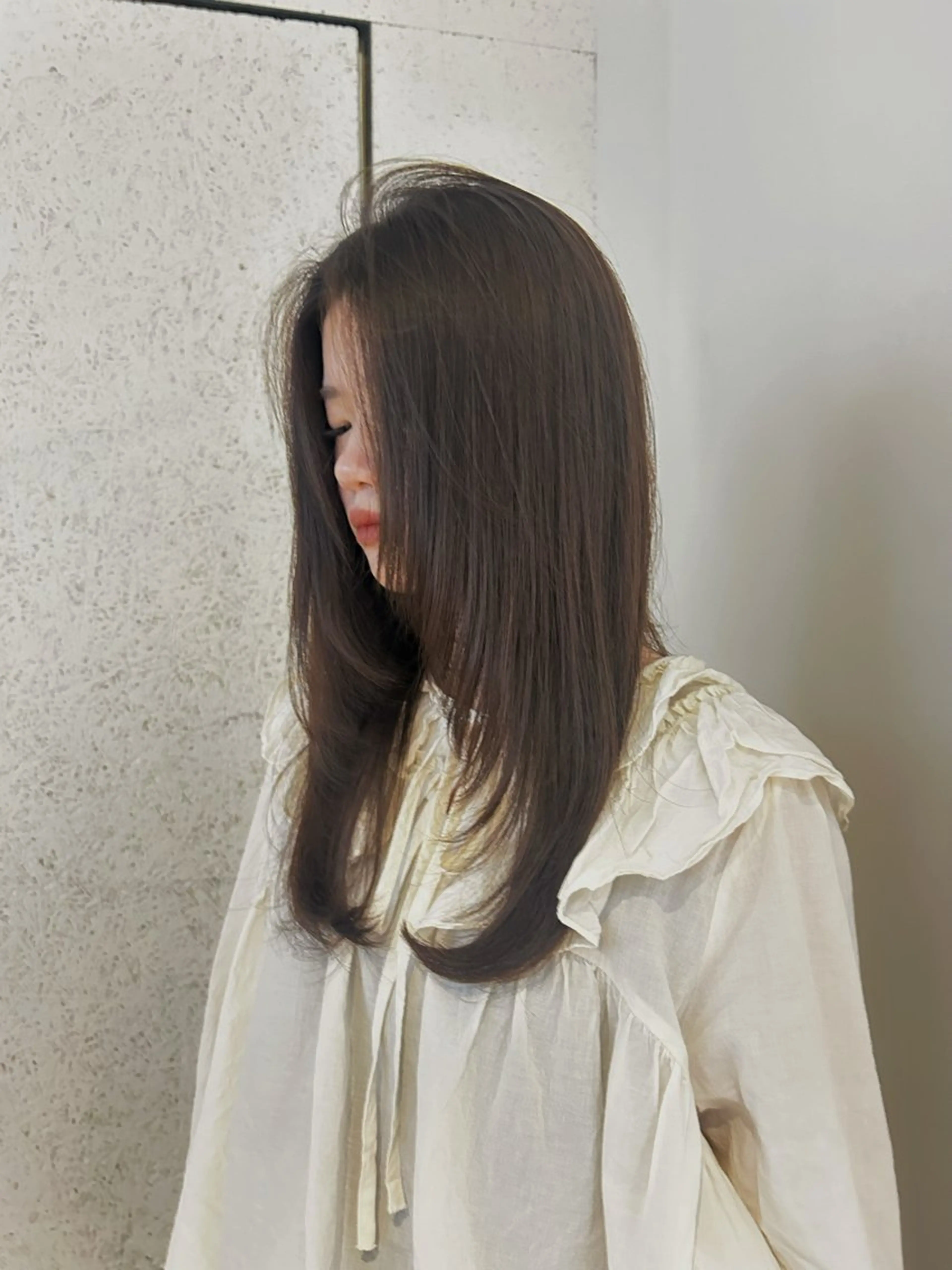 ロング ロングレイヤー レイヤーカット ロング ワンホンレイヤー SHINDO MIYUのヘアスタイル