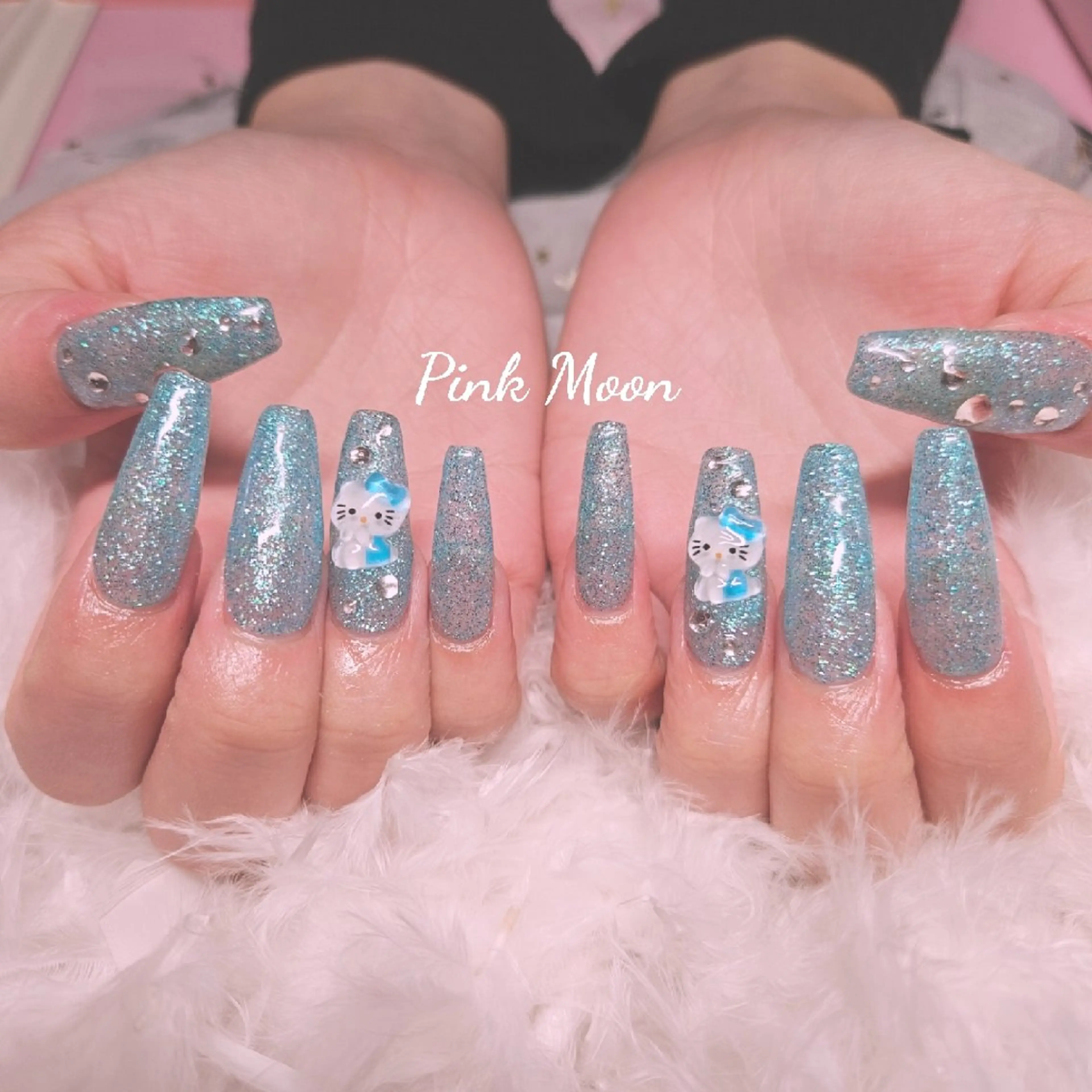 長さだし10本+ワンカラー、ラメグラの写真