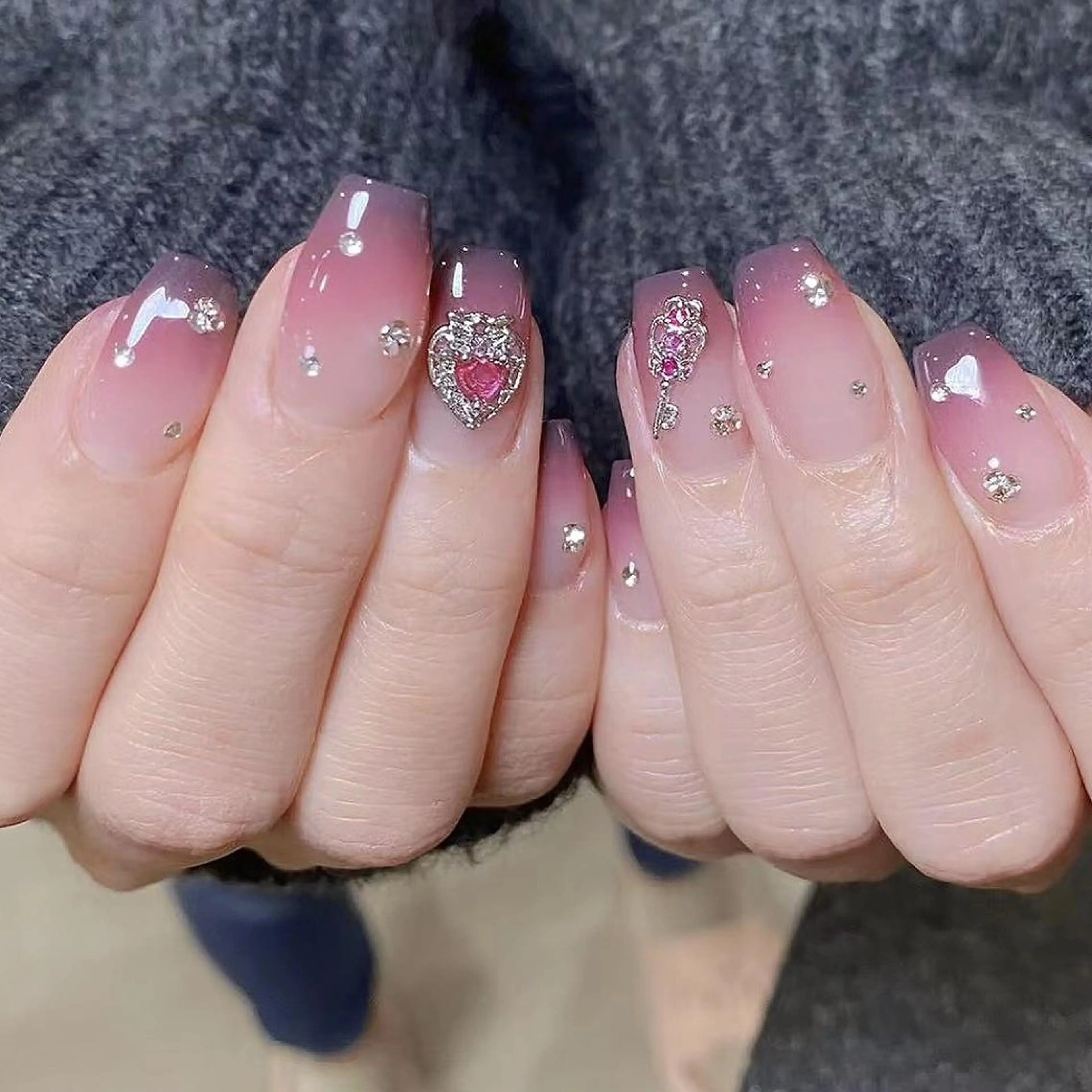 ネイル ハンドネイル Dark Honey karinのネイルデザイン