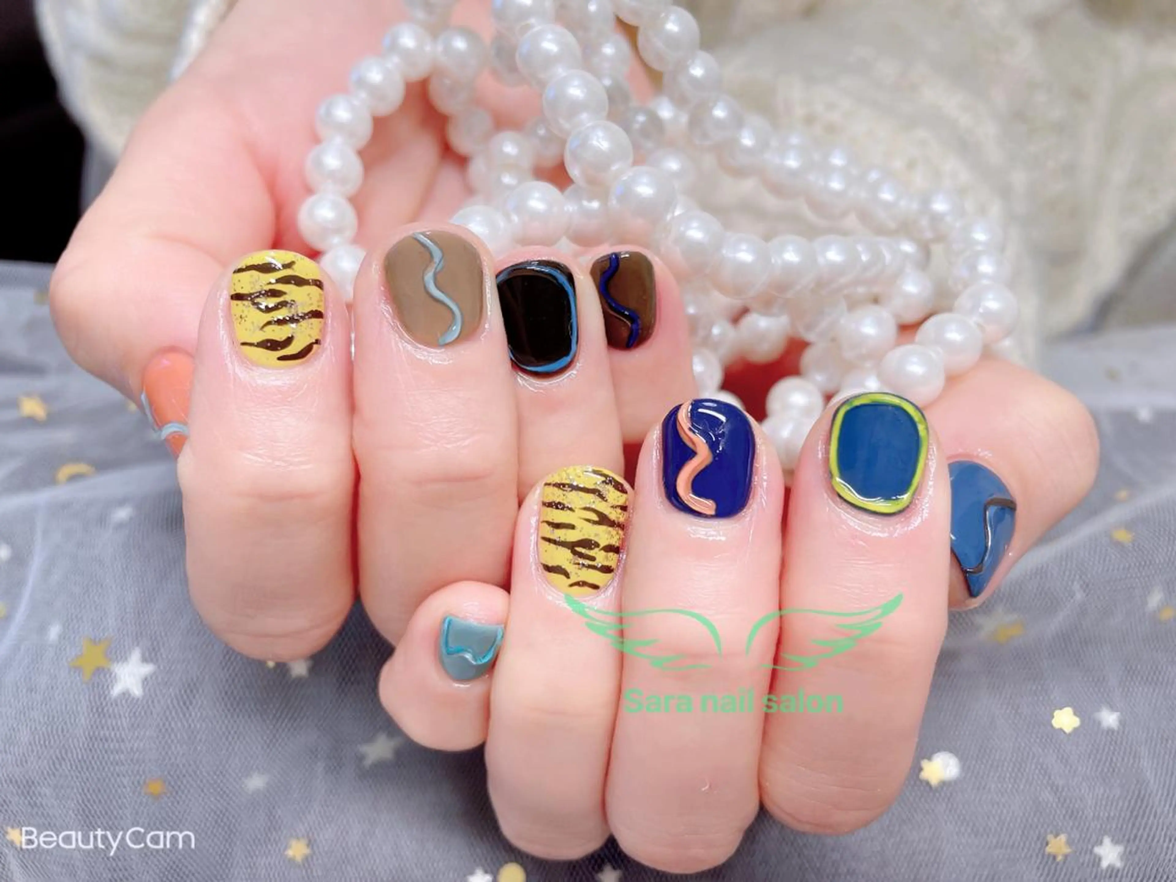 ネイル ハンドネイル ハンドケア 小岩 Saraのネイルデザイン