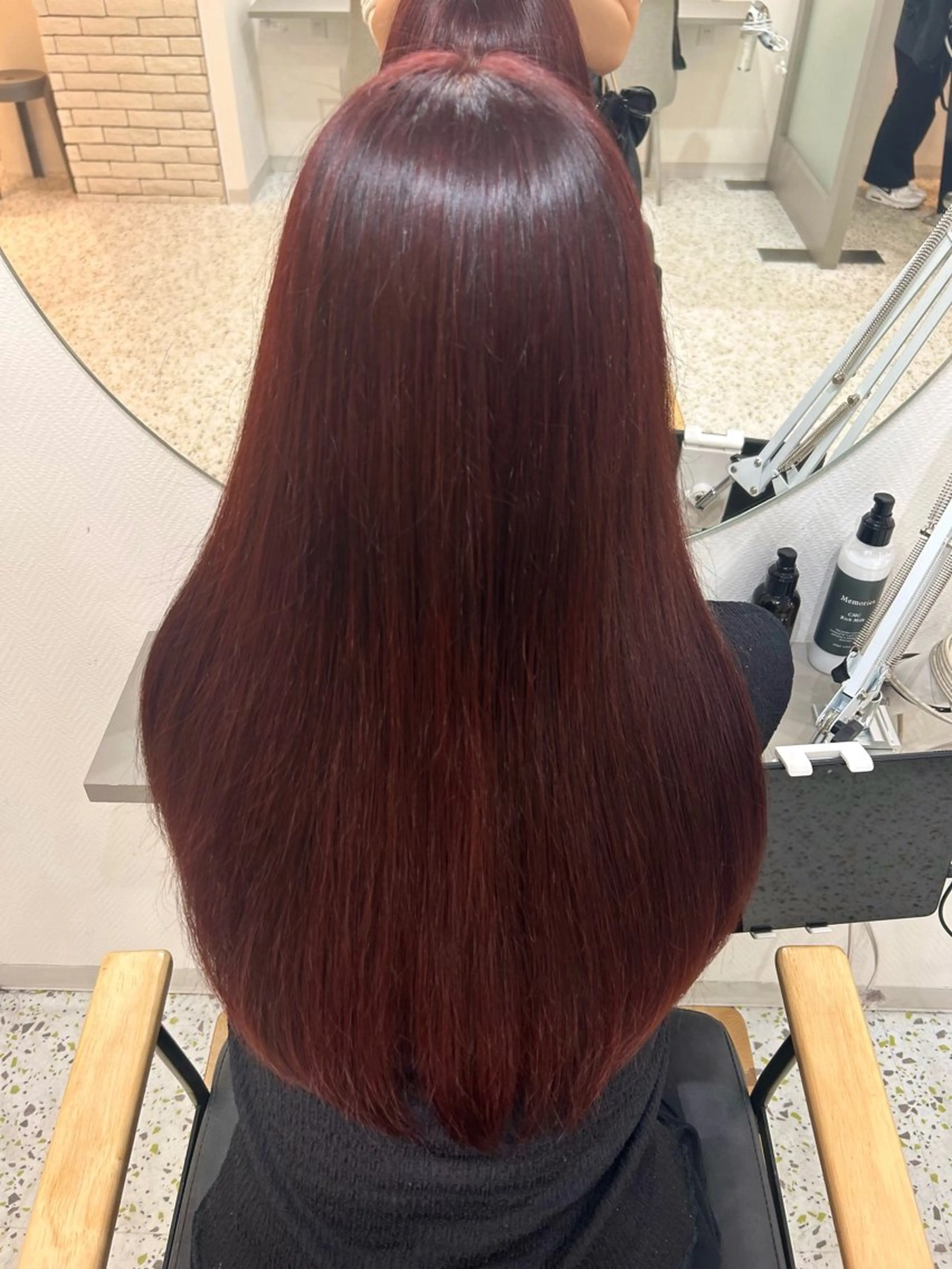 ロング Memories所属・透明感カラー 莉々子のヘアスタイル