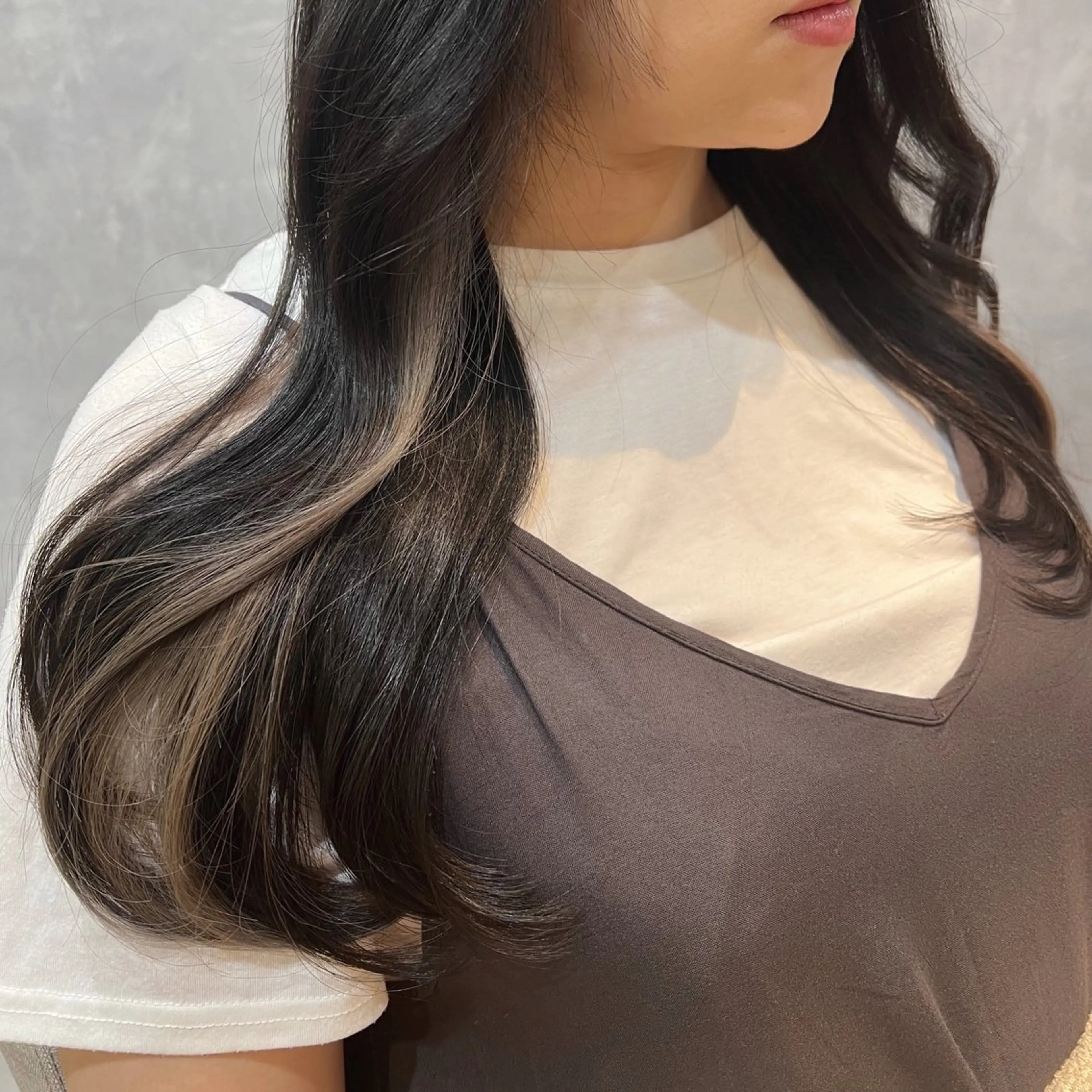 ロング カラー 中村 ひなたのヘアスタイル