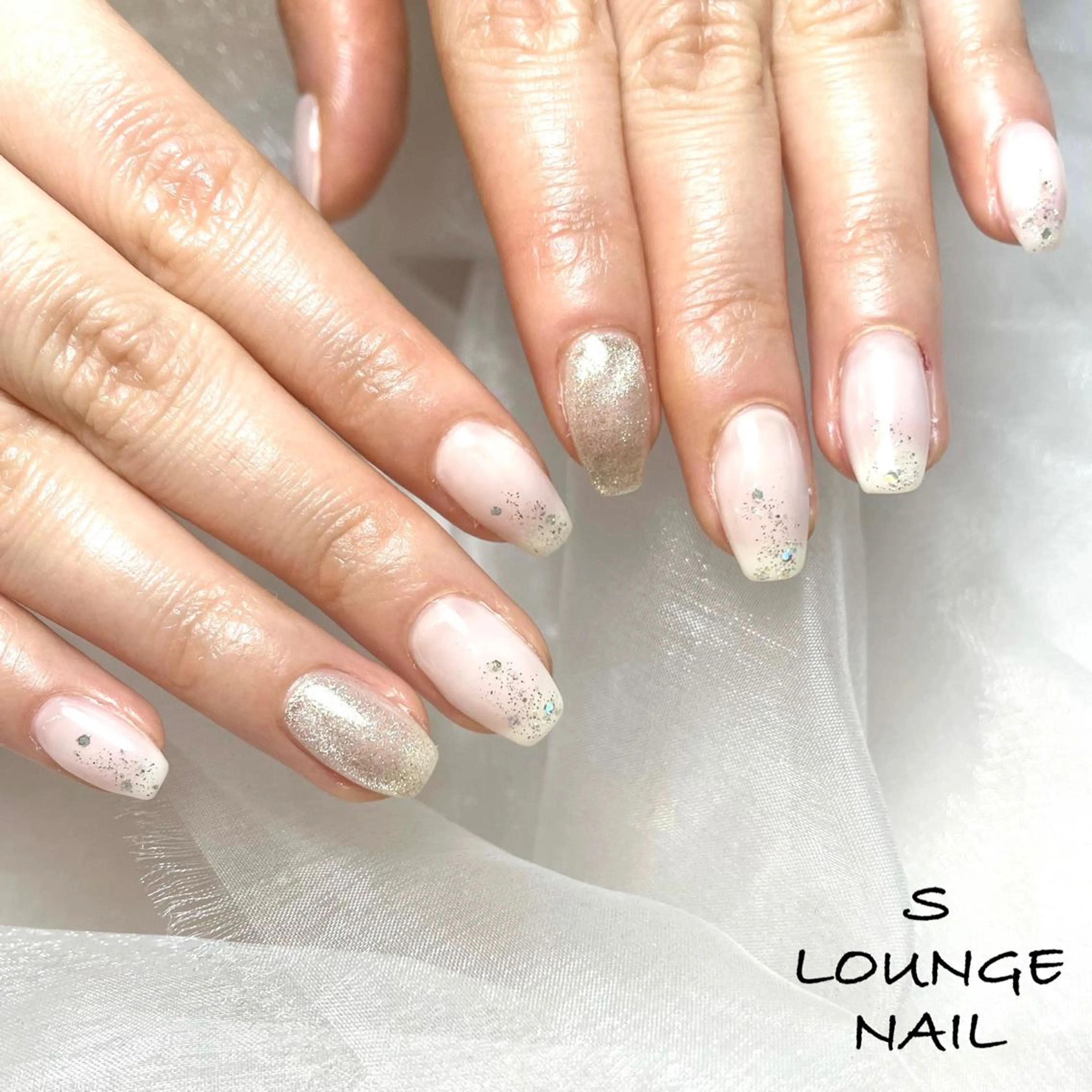 ネイル ハンドネイル フットネイル S LOUNGE NAIL所属・パーツたくさん🍓 SUMIのネイルデザイン