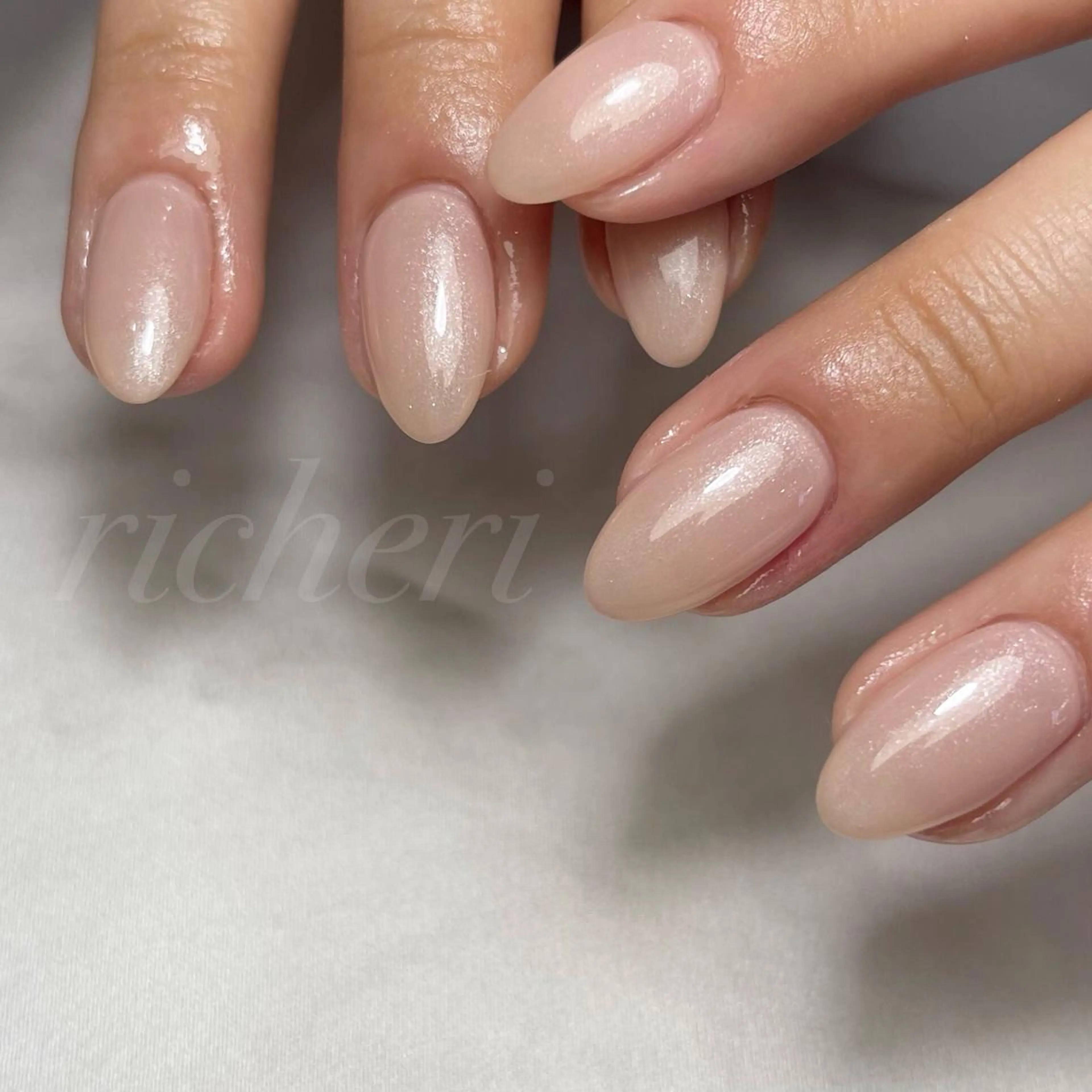 ミディアム ネイル ハンドネイル richeri beautyのエステ・リラクイメージ