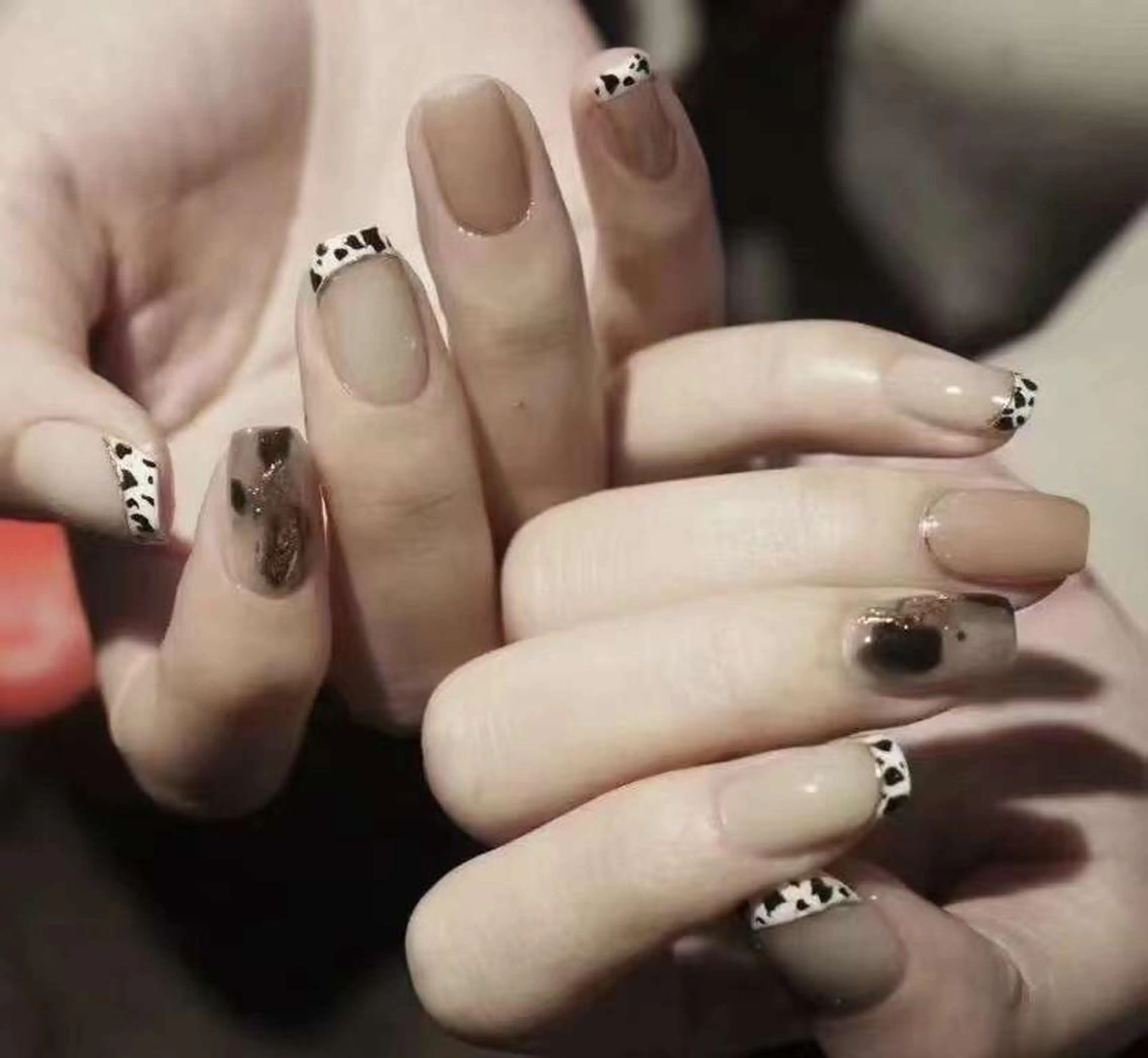 ネイル ハンドネイル リ サのネイルデザイン