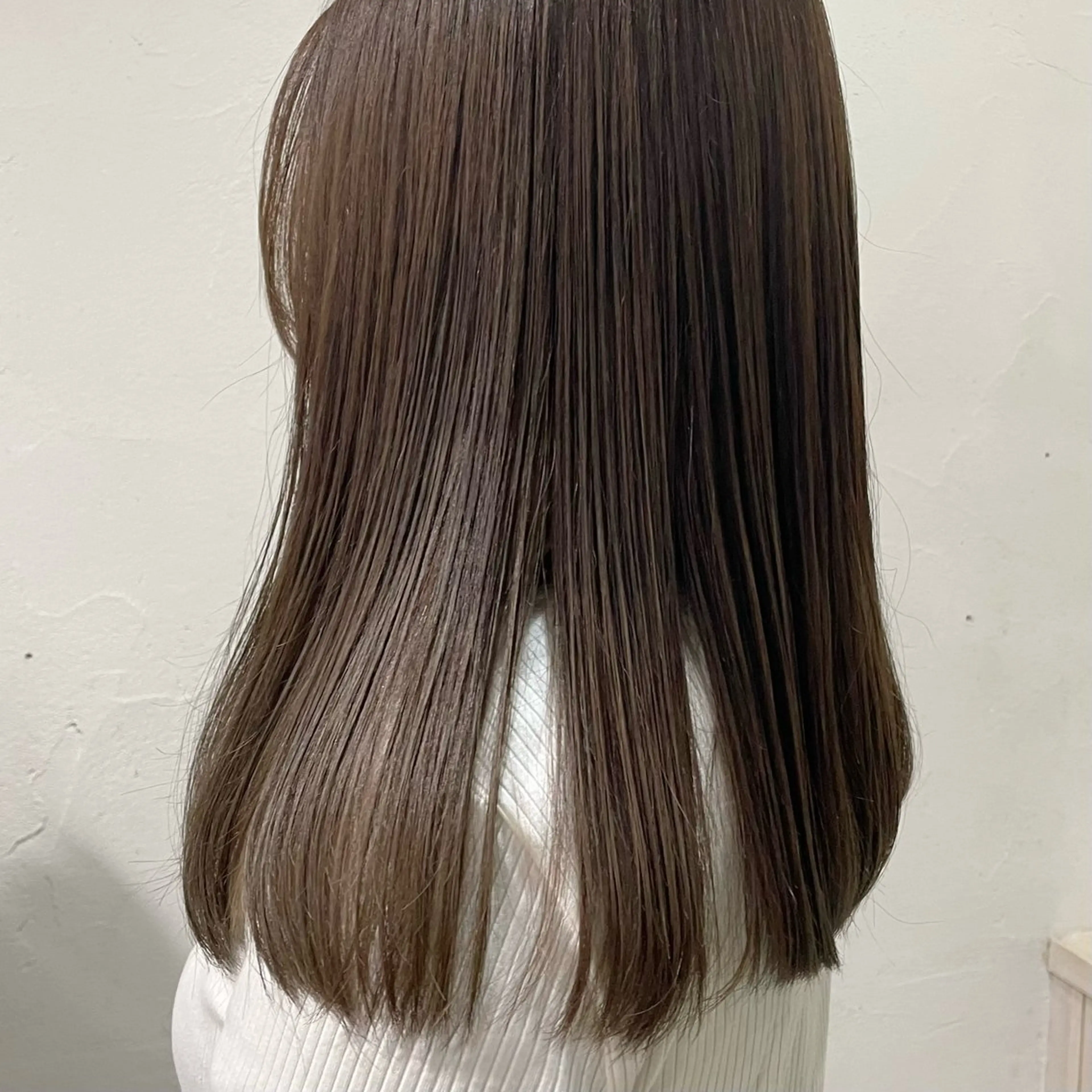 セミロング カラー ベージュカラー オリーブベージュ カット ヘアカラー トリートメント 🌿calm🌿似合 わせ💐齋藤なな💐のその他イメージ