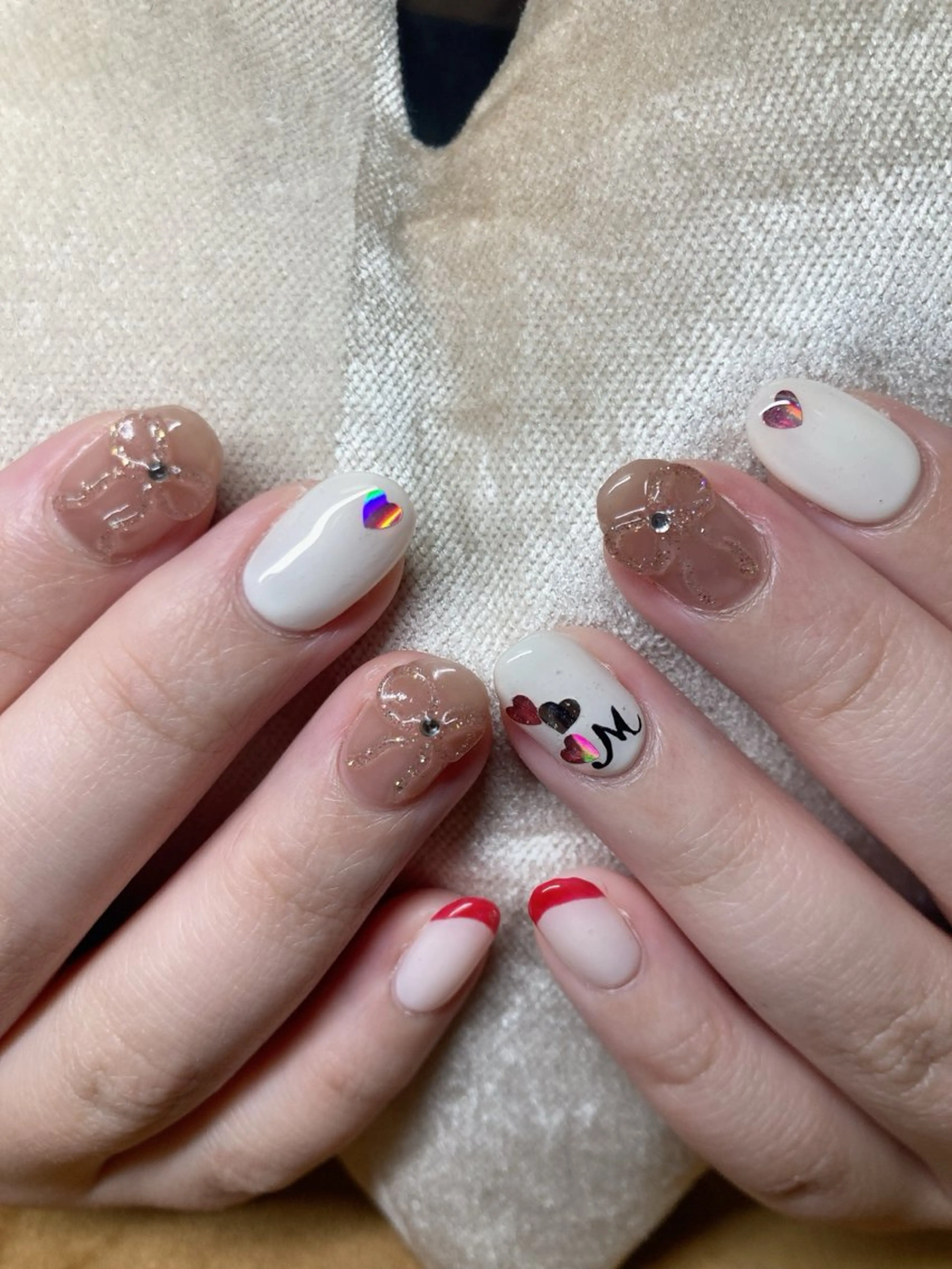 ネイル ECLAT エクラ所属・寺山 千鶴のネイルデザイン