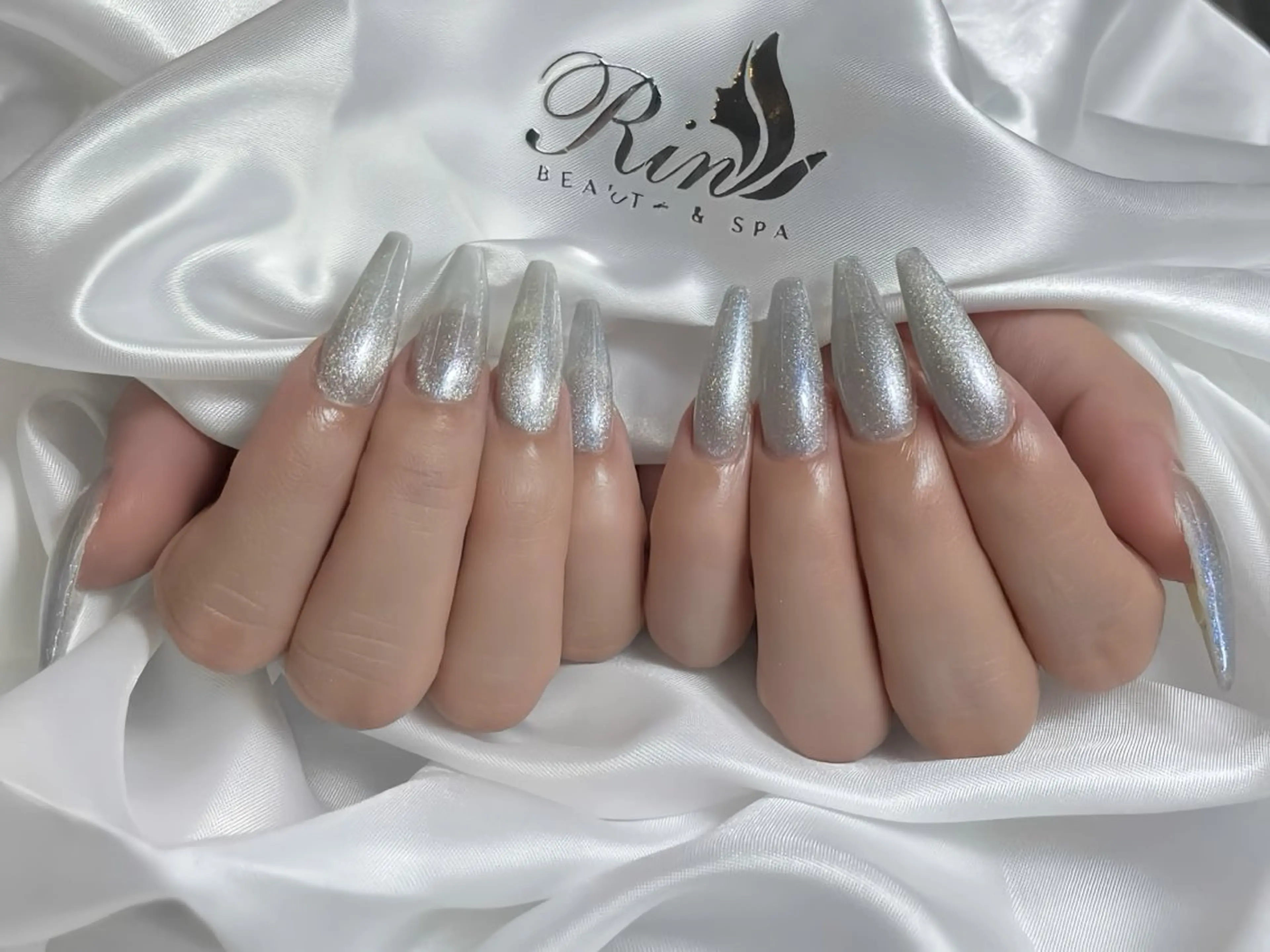 ネイル チークネイル 桜ネイル フレンチネイル ジェルネイル ガラスフレンチ ハンドネイル Rin Nail 新大久保店のネイルデザイン