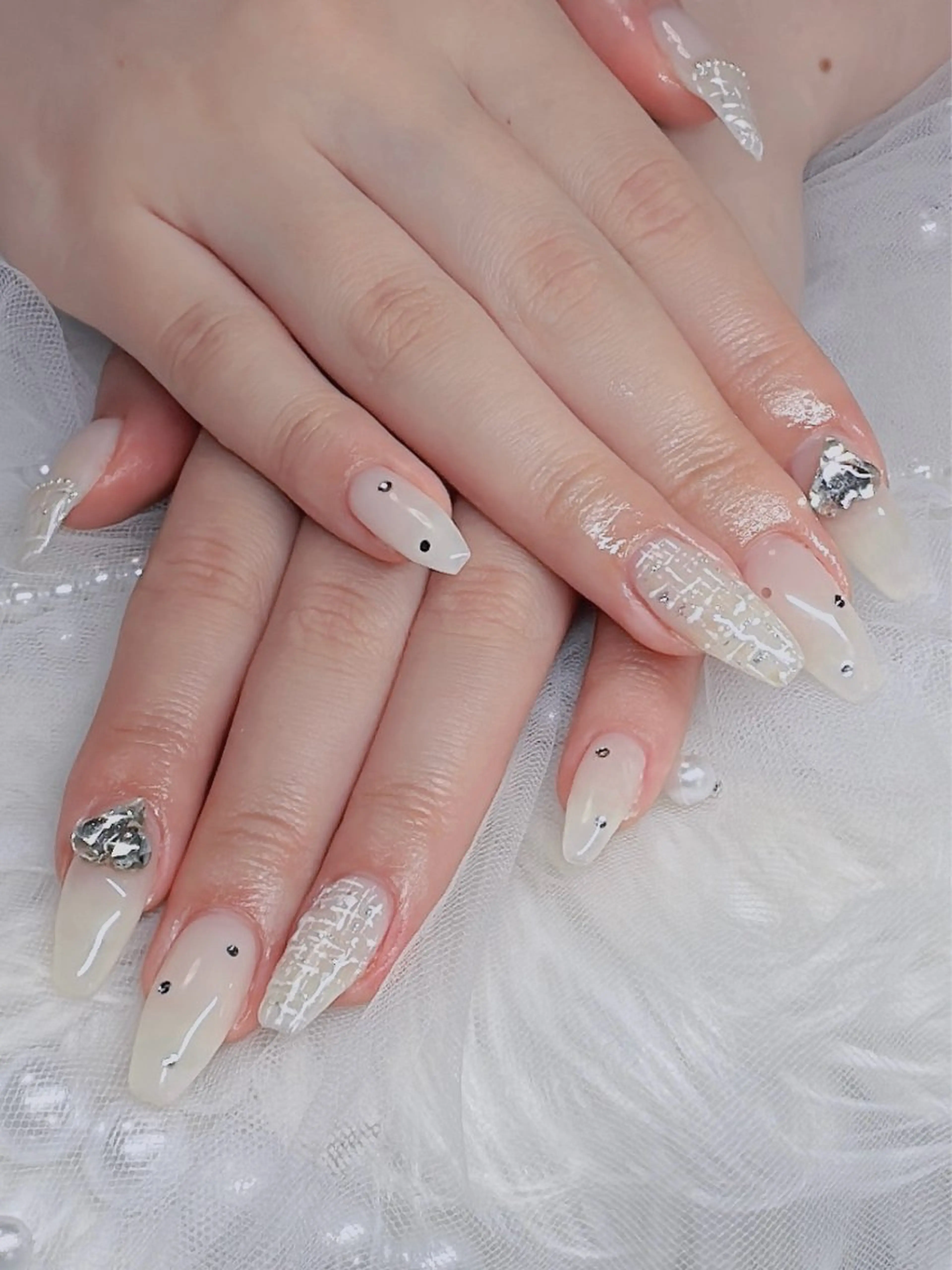 ネイル ハンドネイル Momo🍑 【パラジェル取扱店】のネイルデザイン