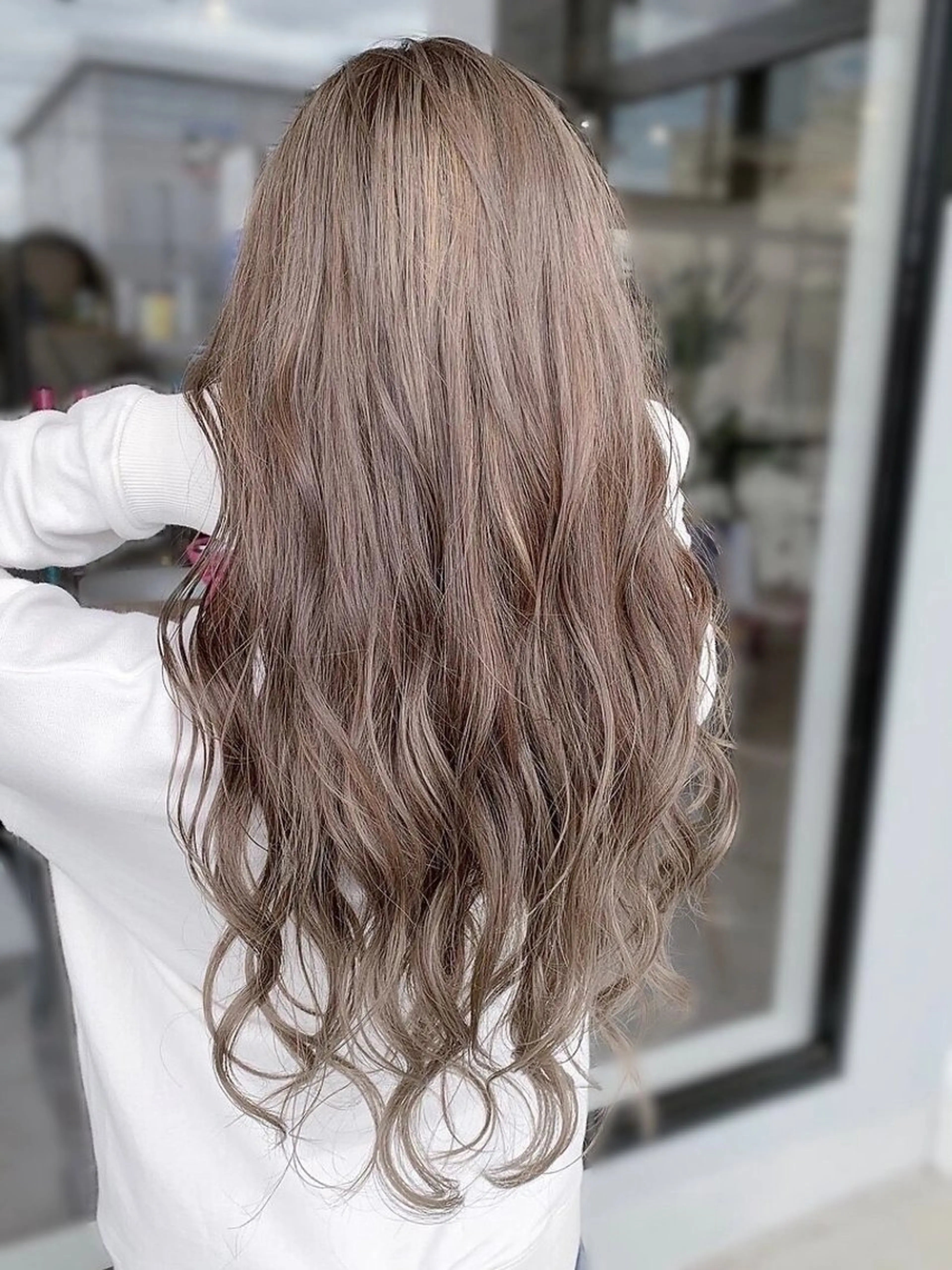 セミロング カット ヘアカラー トリートメント 谷口 琉希のヘアスタイル