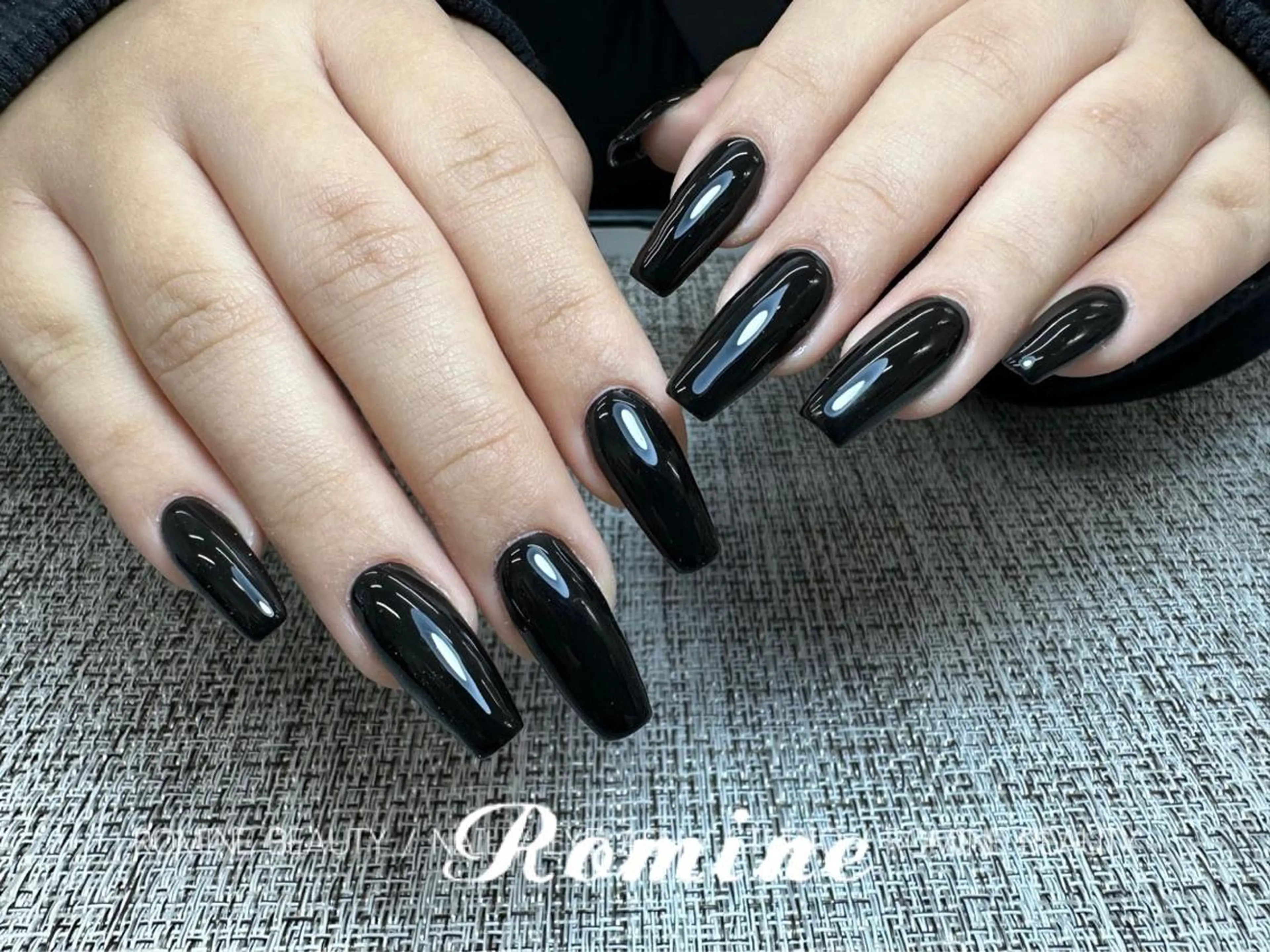 ネイル Romine アイラッシュ&ネイルのマツエク・マツパデザイン