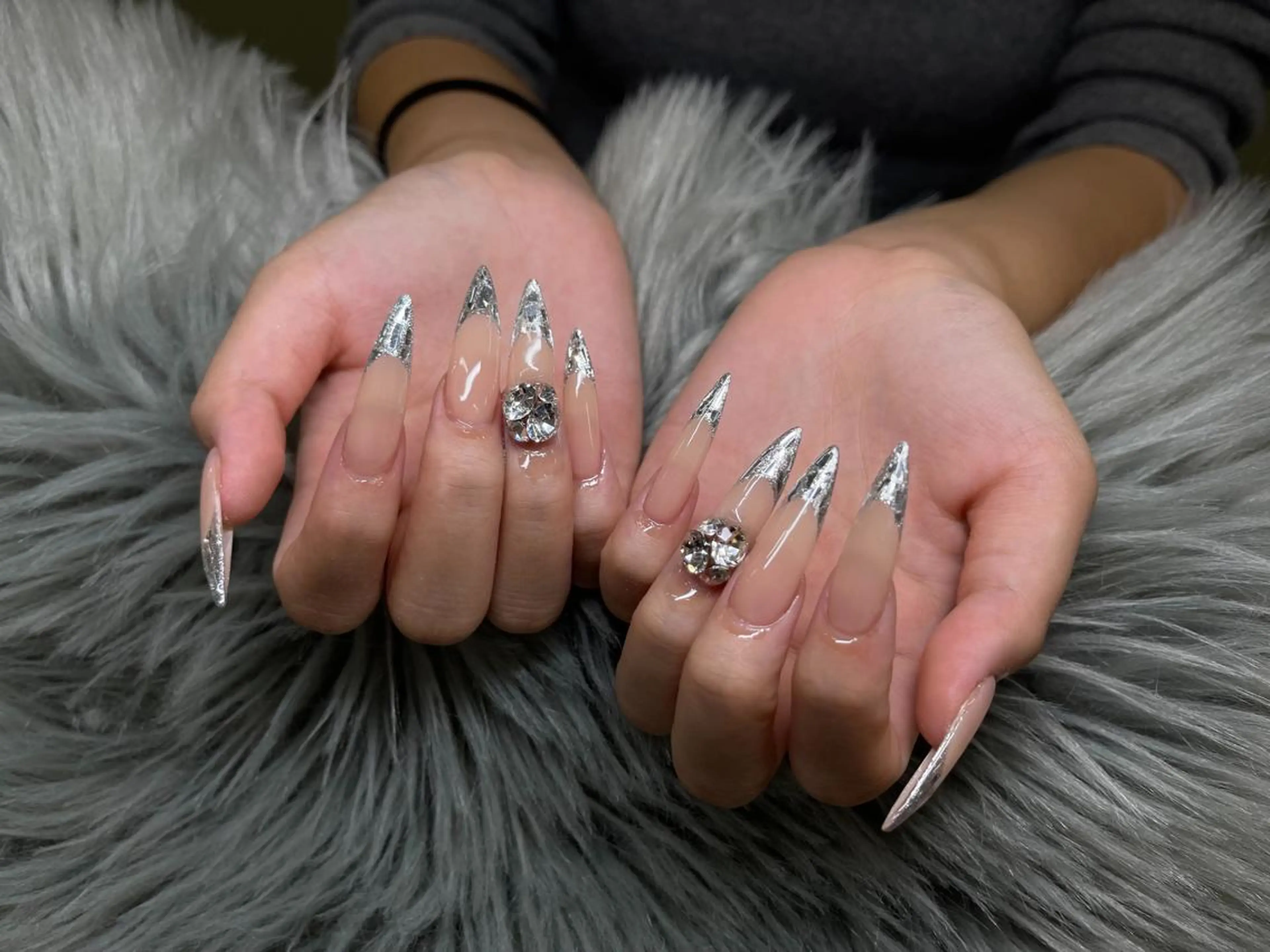 ネイル PEEKABOO 心斎橋のネイルデザイン