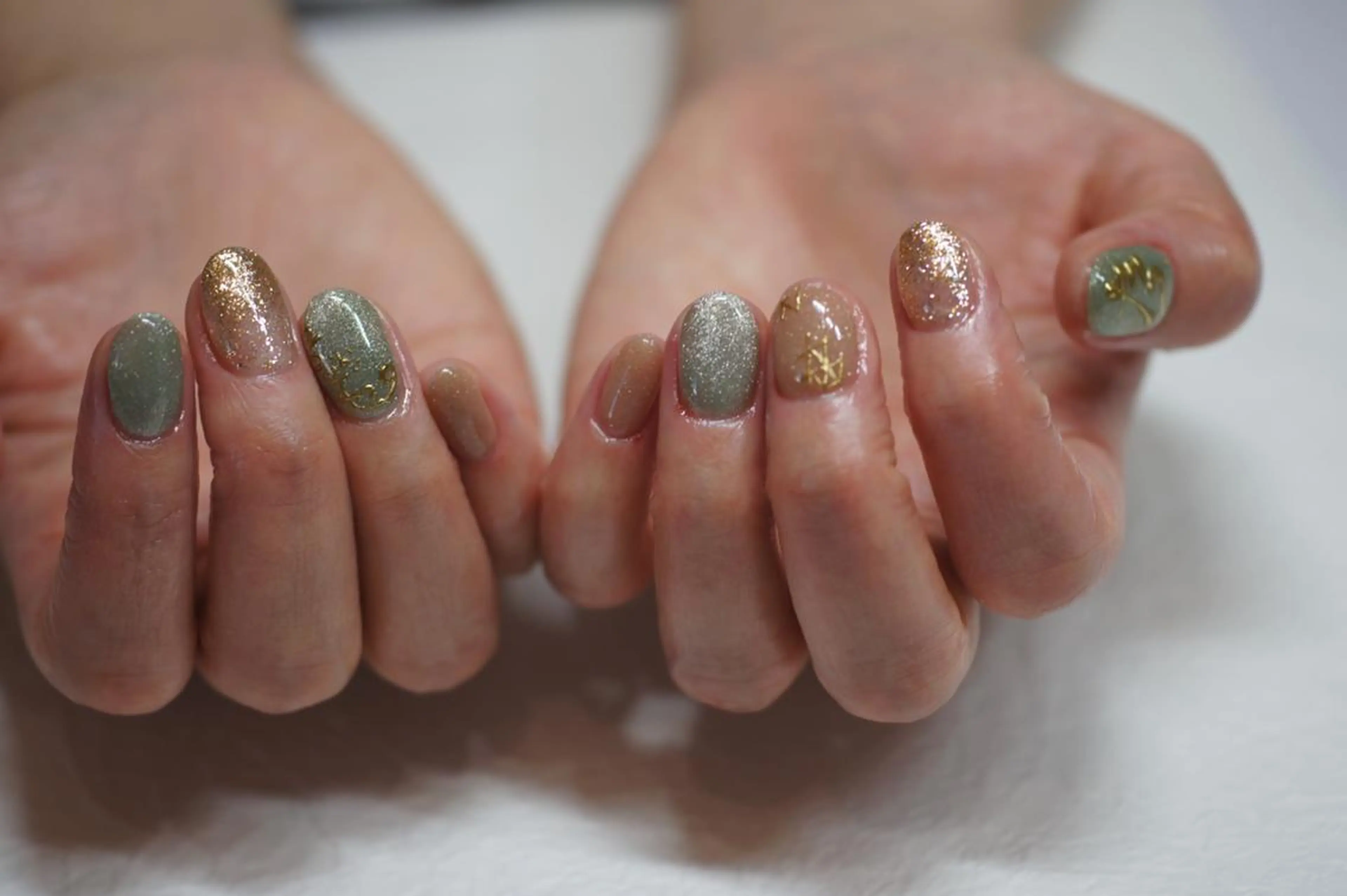 ネイル フラッシュネイル キラキラネイル ラメ(グリッター) nails muu まゆのネイルデザイン