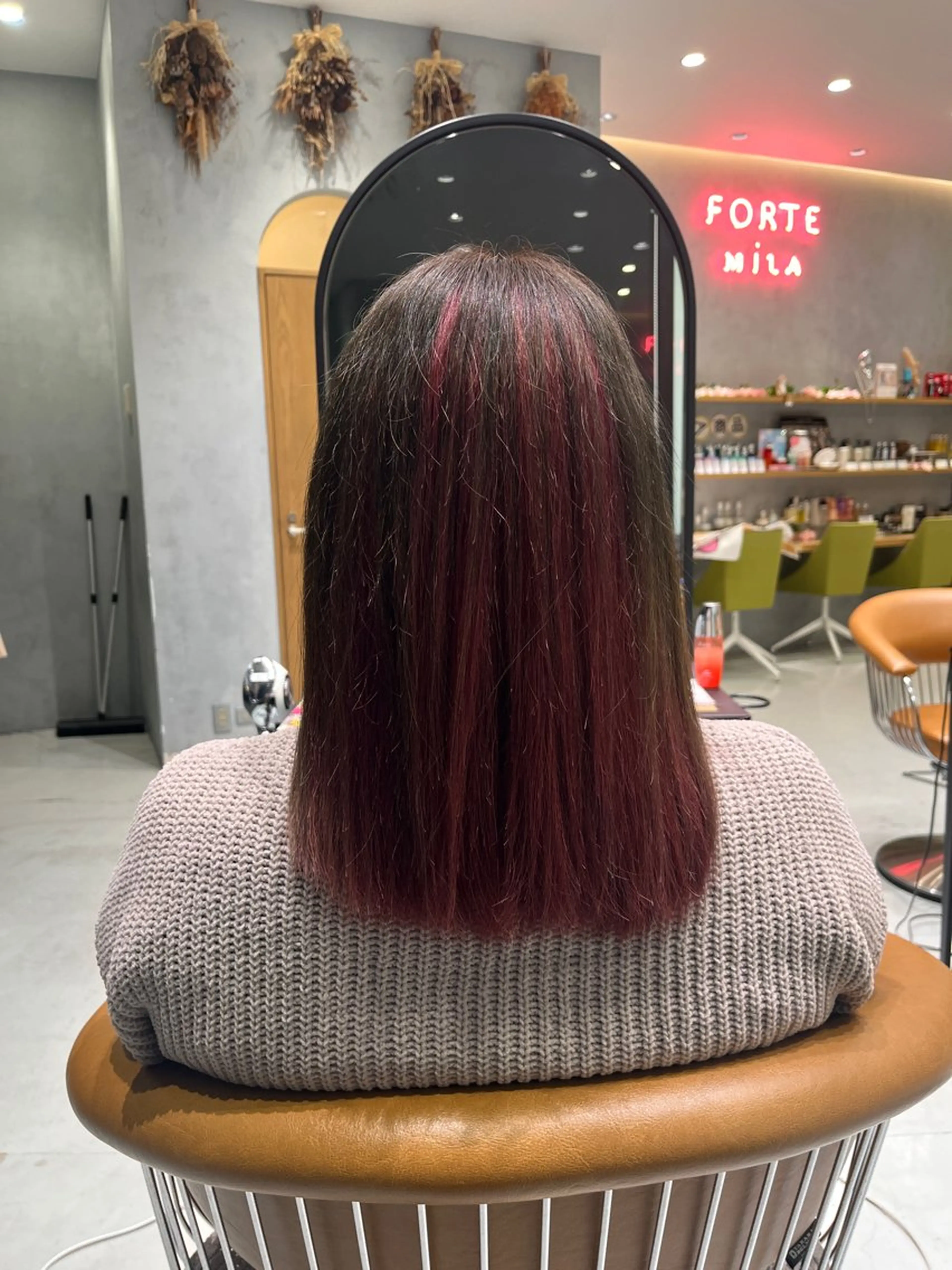 セミロング ヘアカラー 🎀ིྀ暖色カラー/ 髪質改善/みどりのヘアスタイル