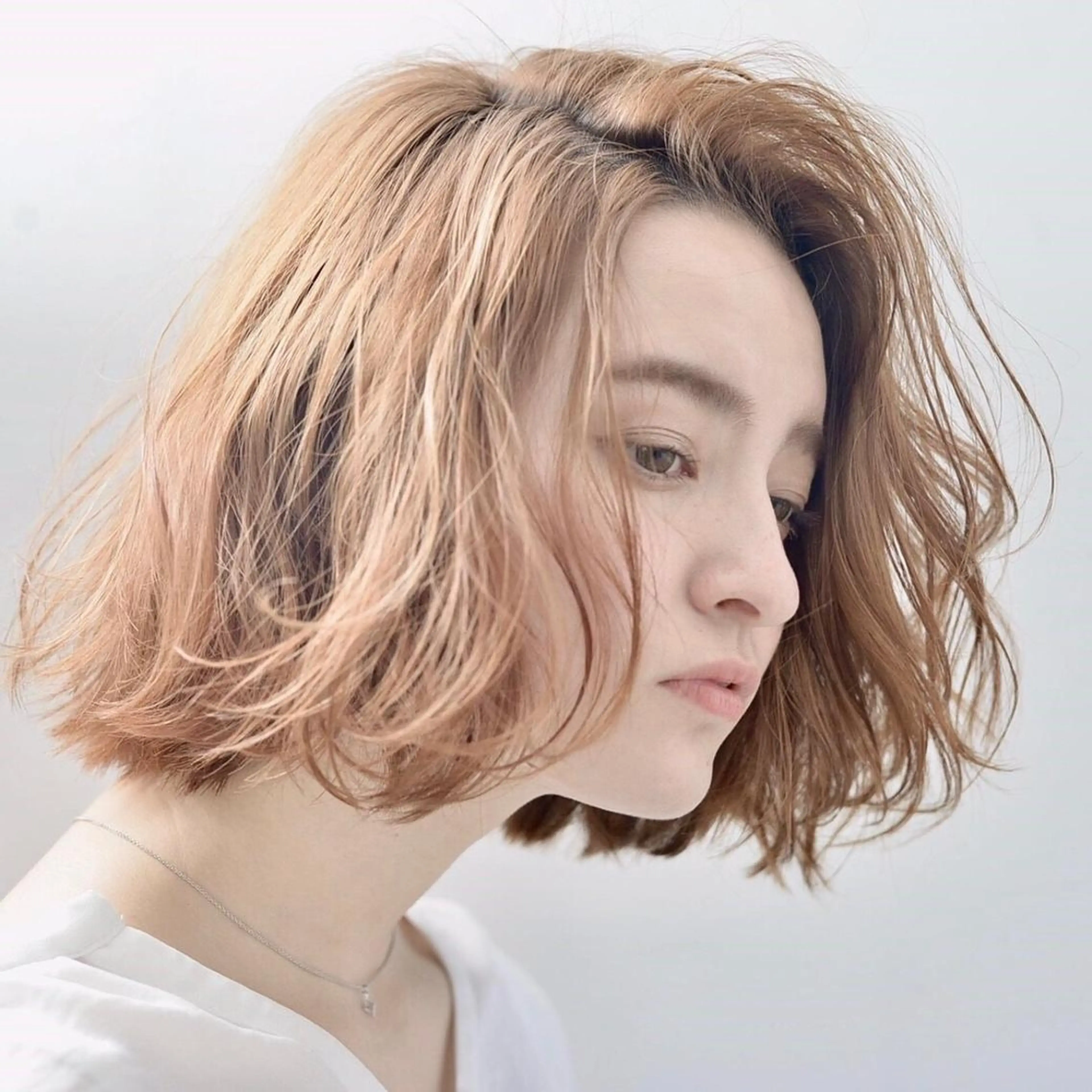 ミディアム カラー 奥田 千尋のヘアスタイル