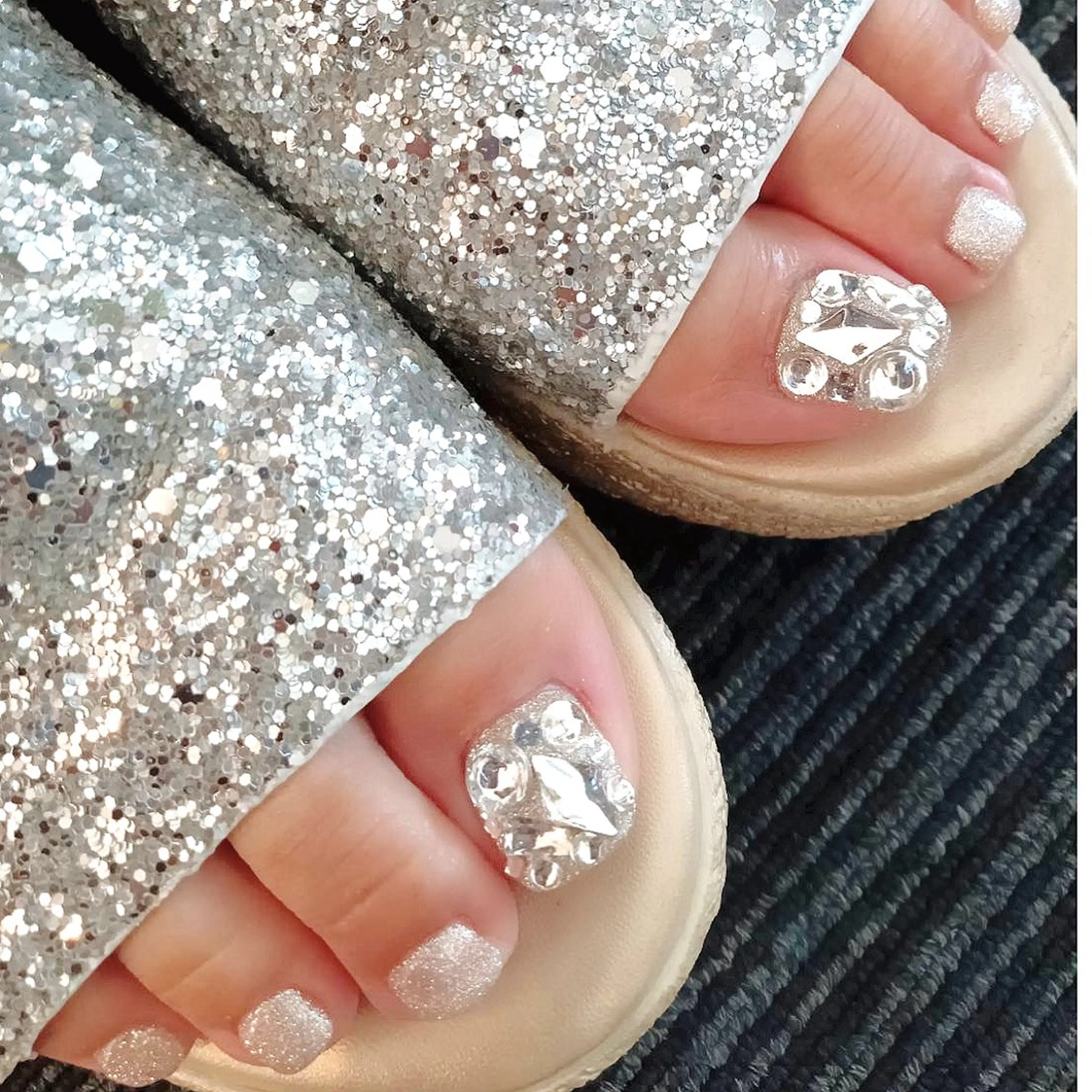 ネイル フットネイル 柘植 祐子のネイルデザイン