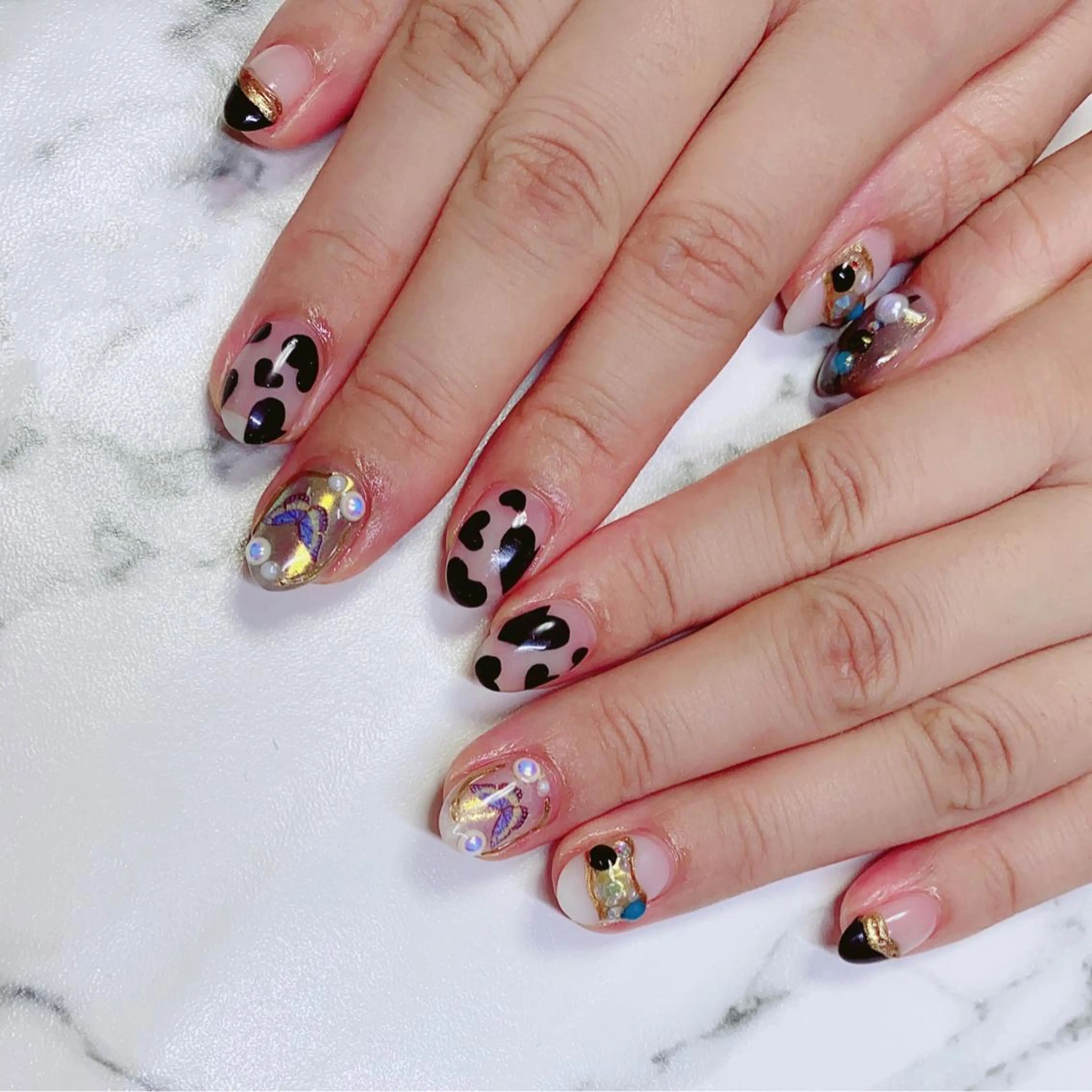 ロング カラー ネイル Q Free nailsのネイルデザイン