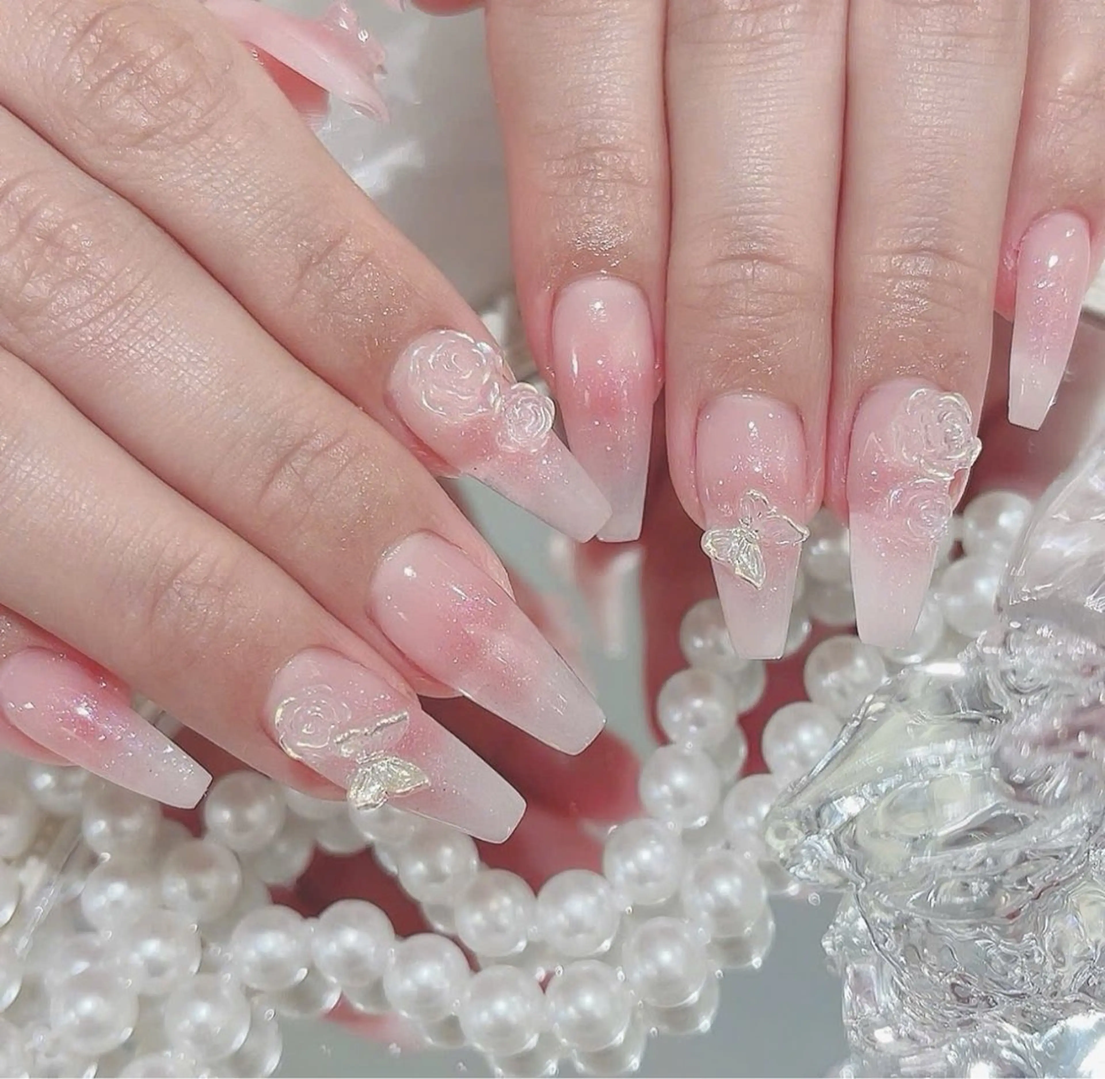 ネイル ボルドー チークネイル 成人式 フレンチネイル グラデーション ハンドネイル Lina nail所属・Luna 池袋のネイルデザイン