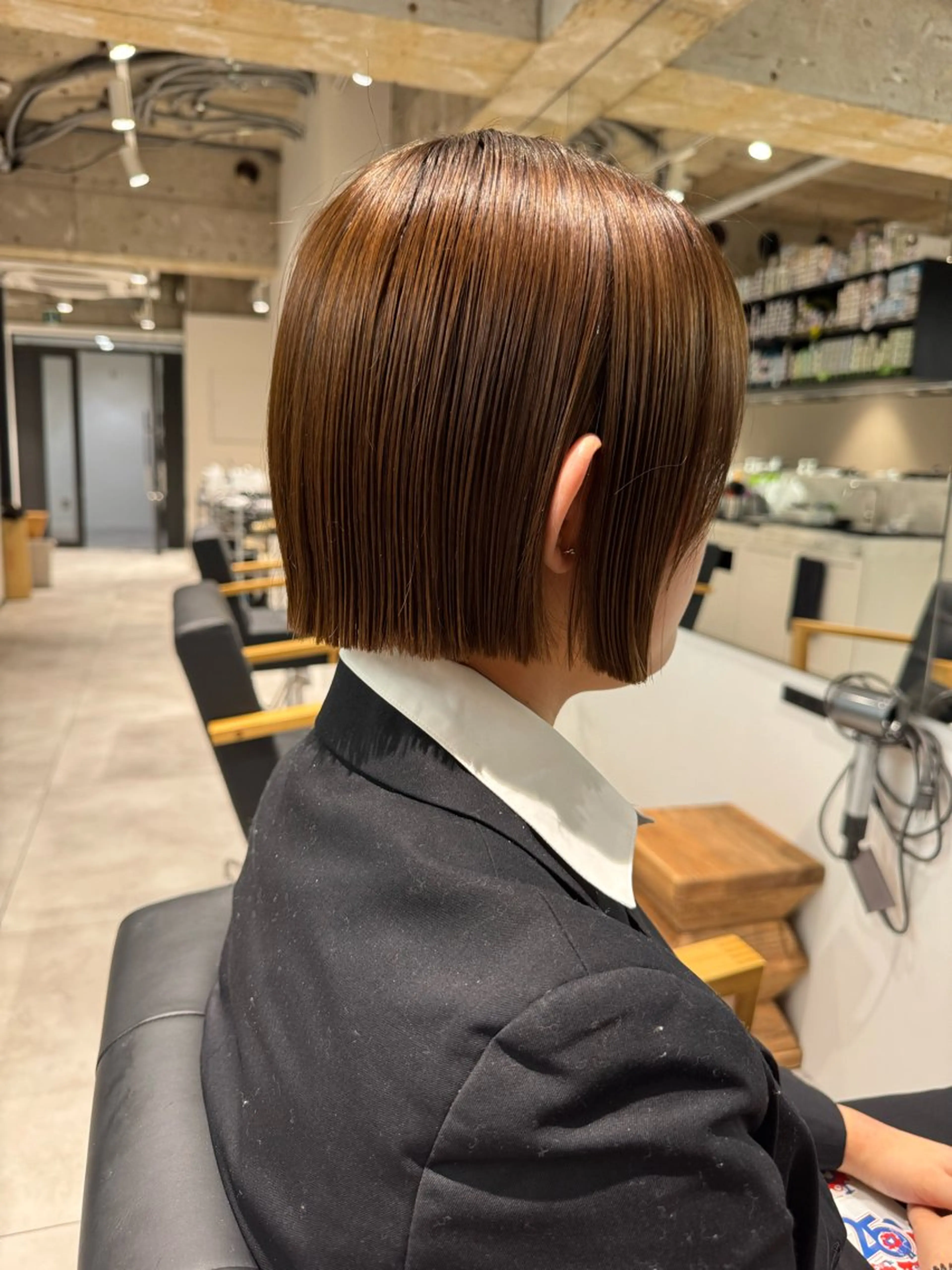 ショート ボブ SALOWIN銀座RAY ll所属・オオクラ マオのヘアスタイル