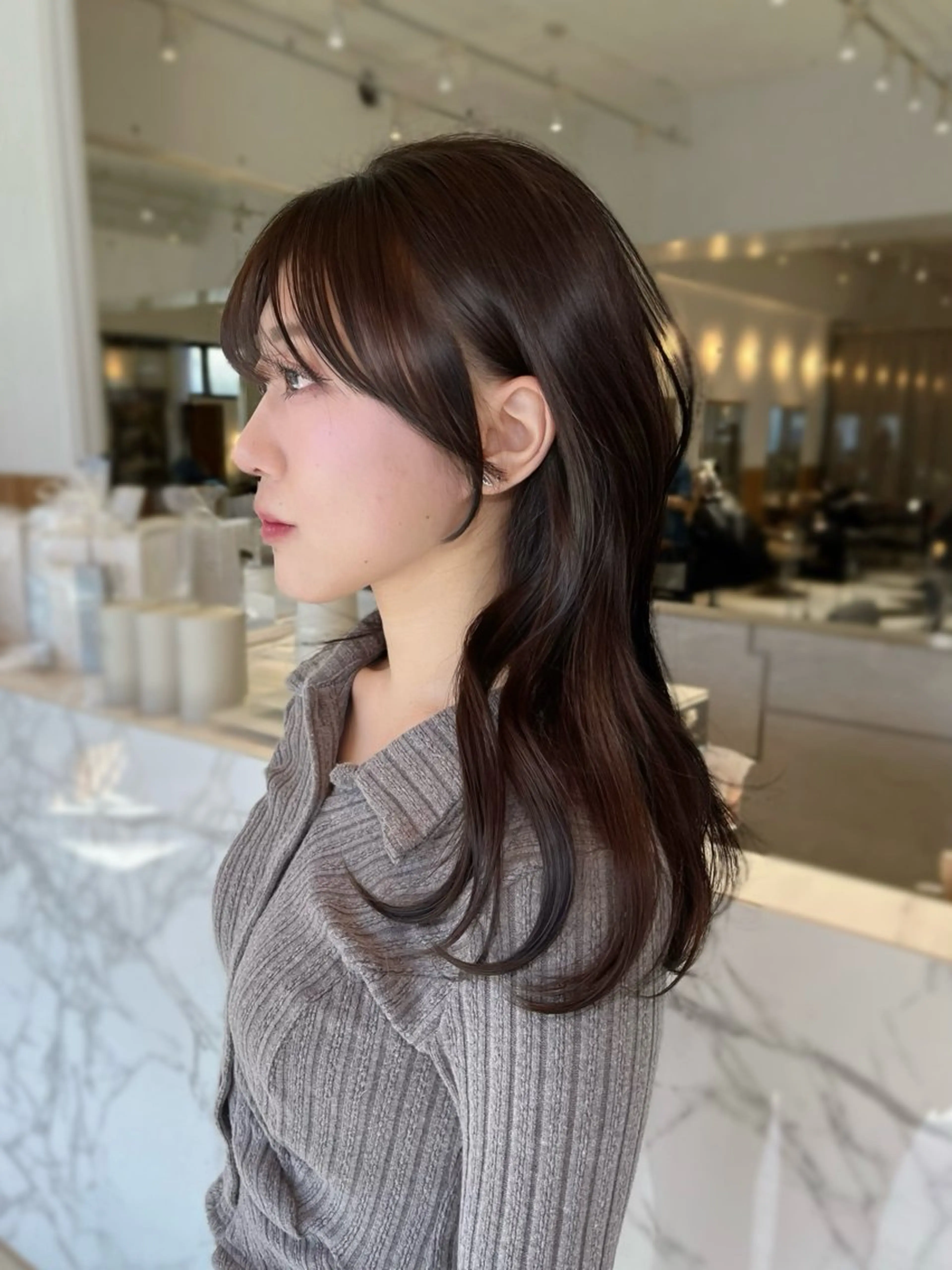 ロング 顔周りカット カット ヘアカラー haruna .のヘアスタイル